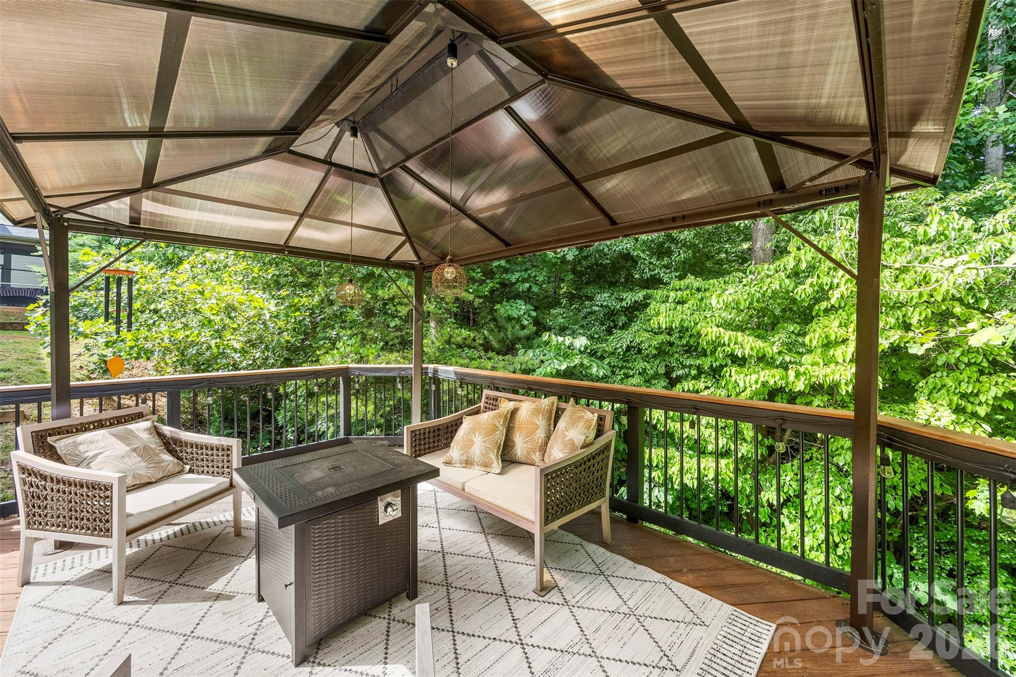 Hubbard Falls - Residential