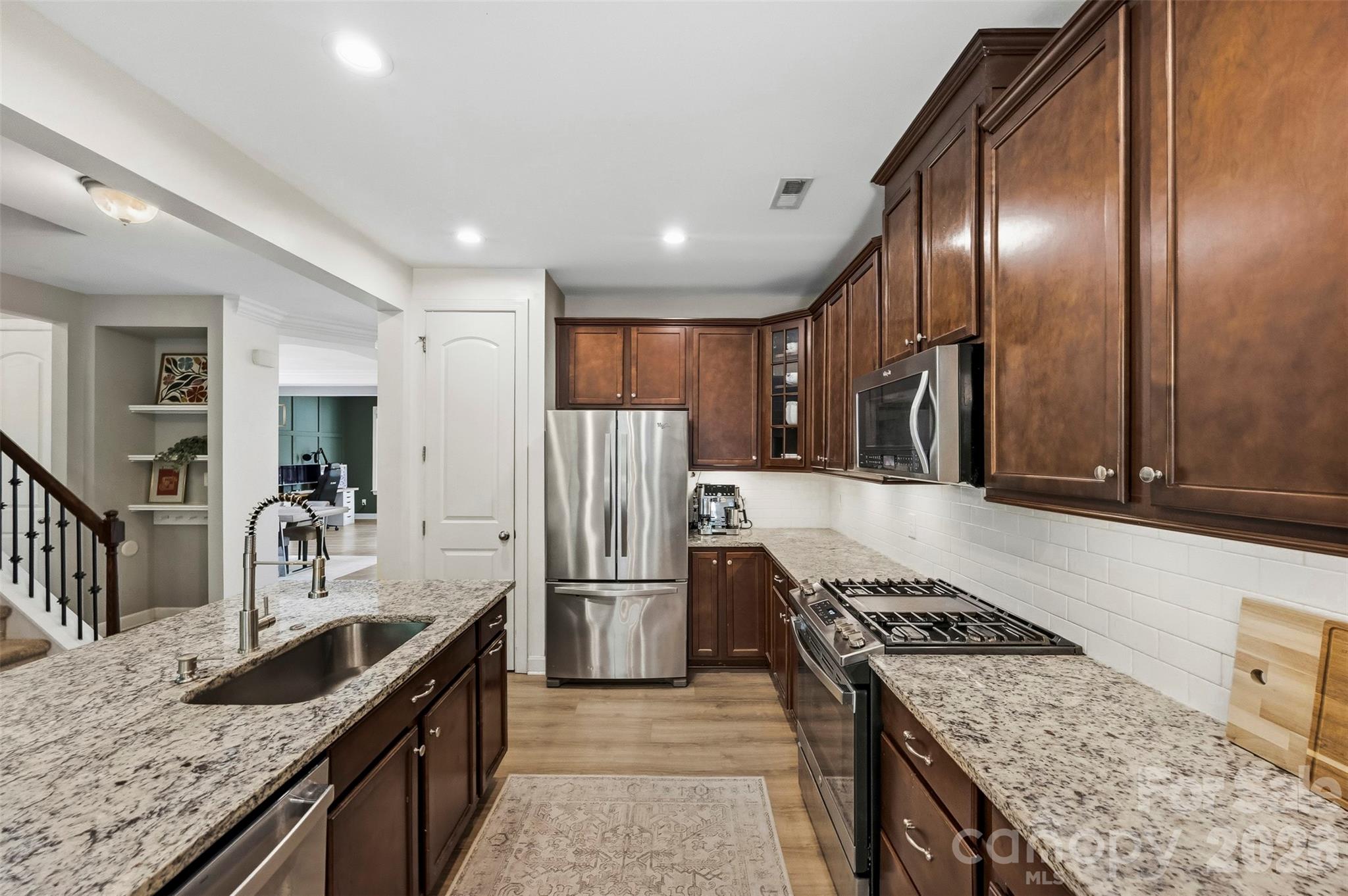 Hubbard Falls - Residential