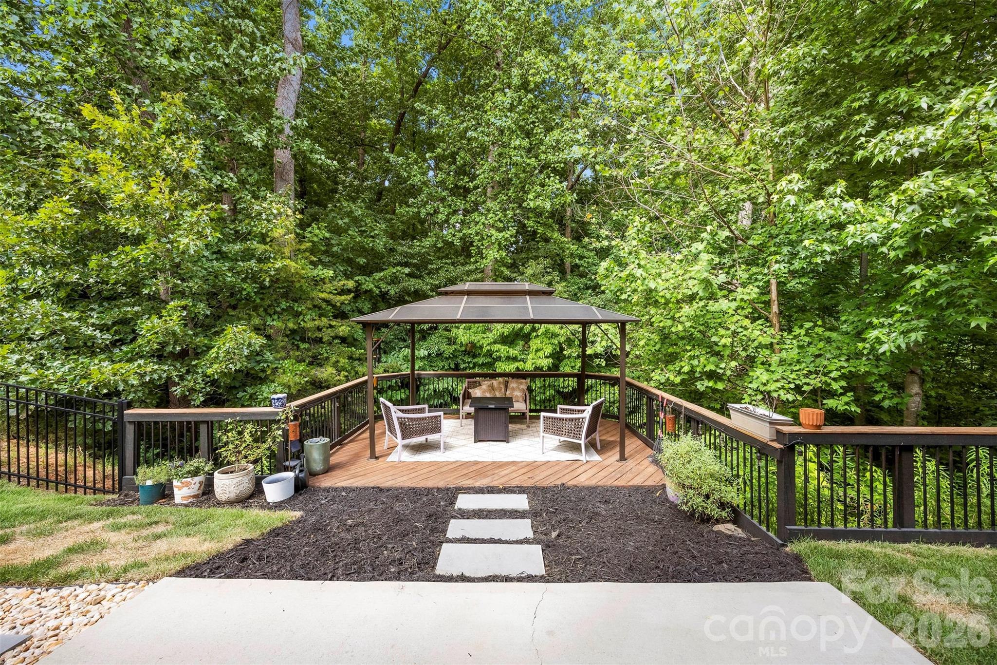 Hubbard Falls - Residential