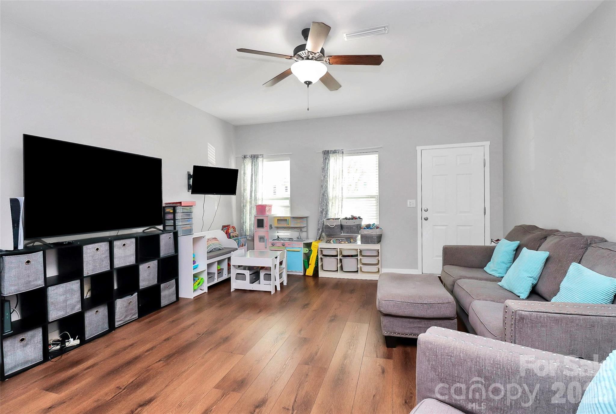 Steele Meadows - Residential