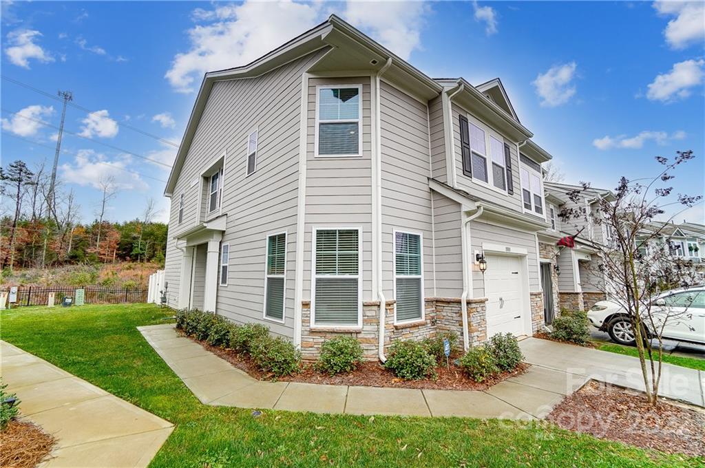 Ivy Ridge - Residential