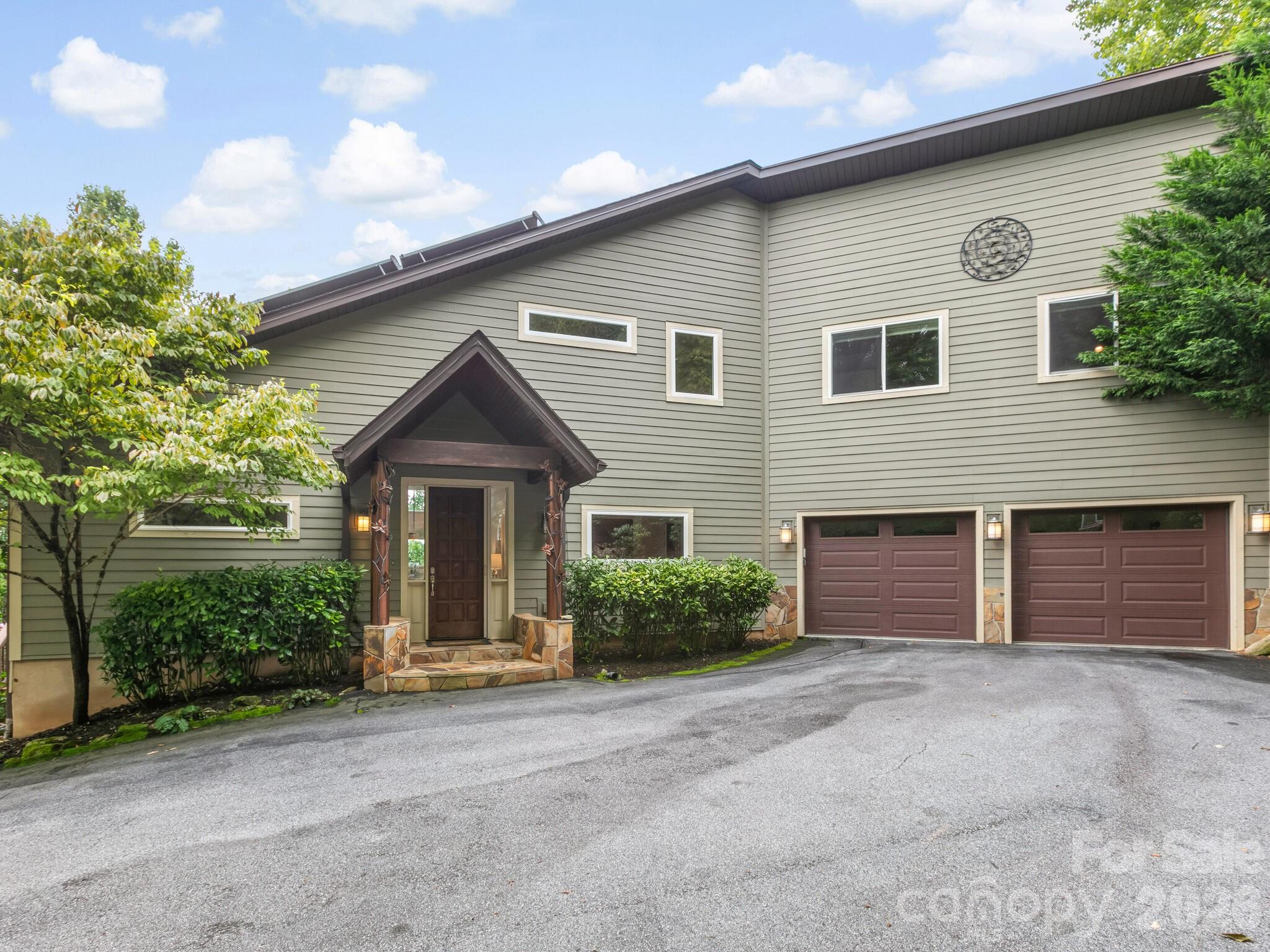 Rambling Ridge - Residential