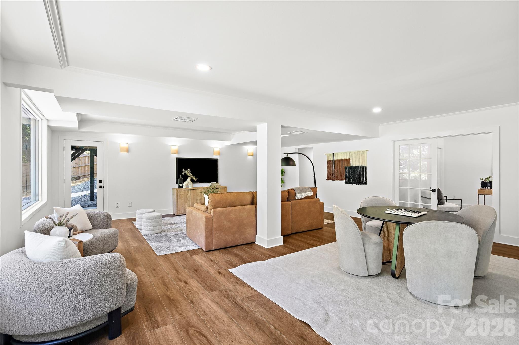 Governors Square - Residential