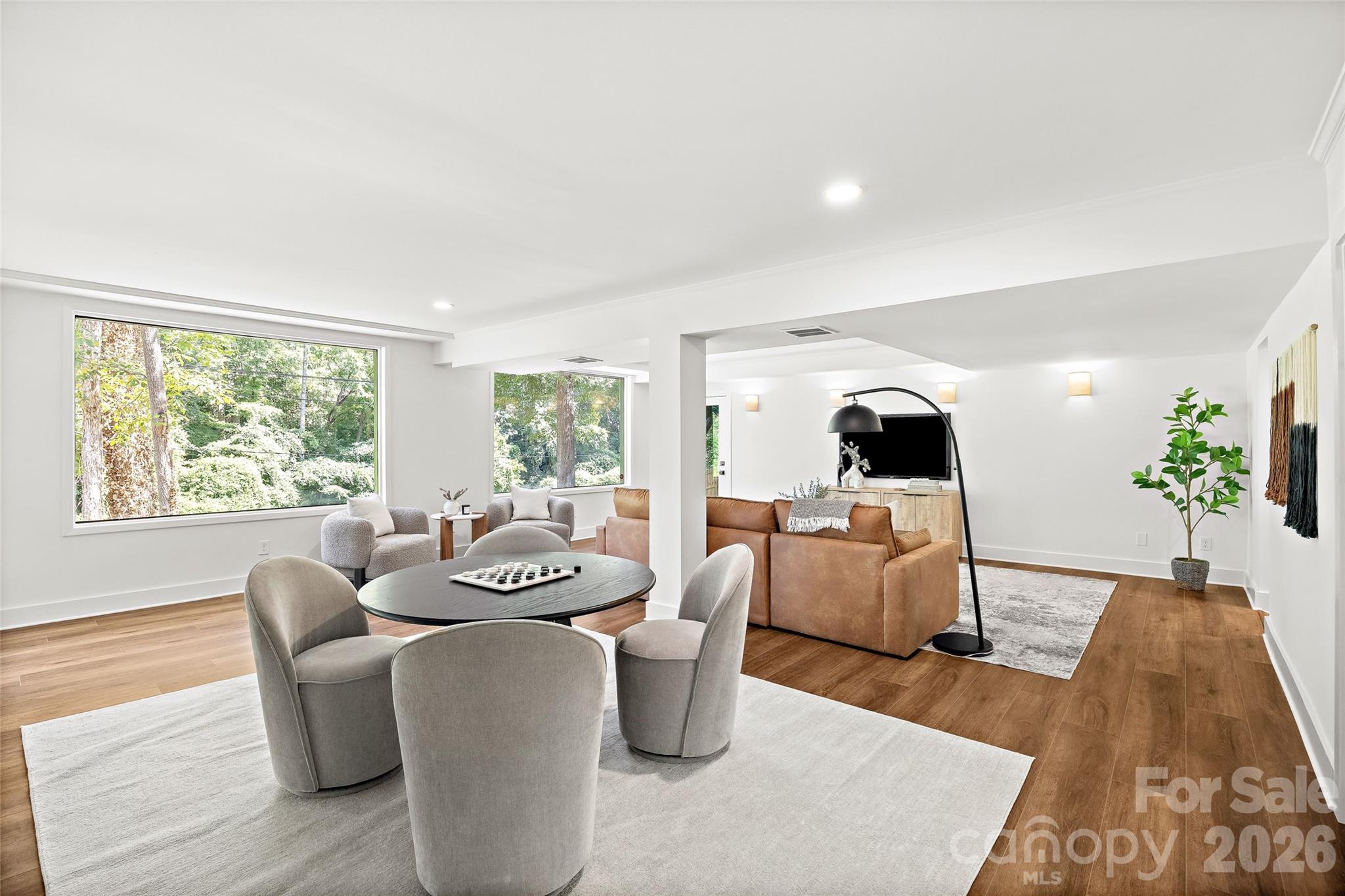 Governors Square - Residential