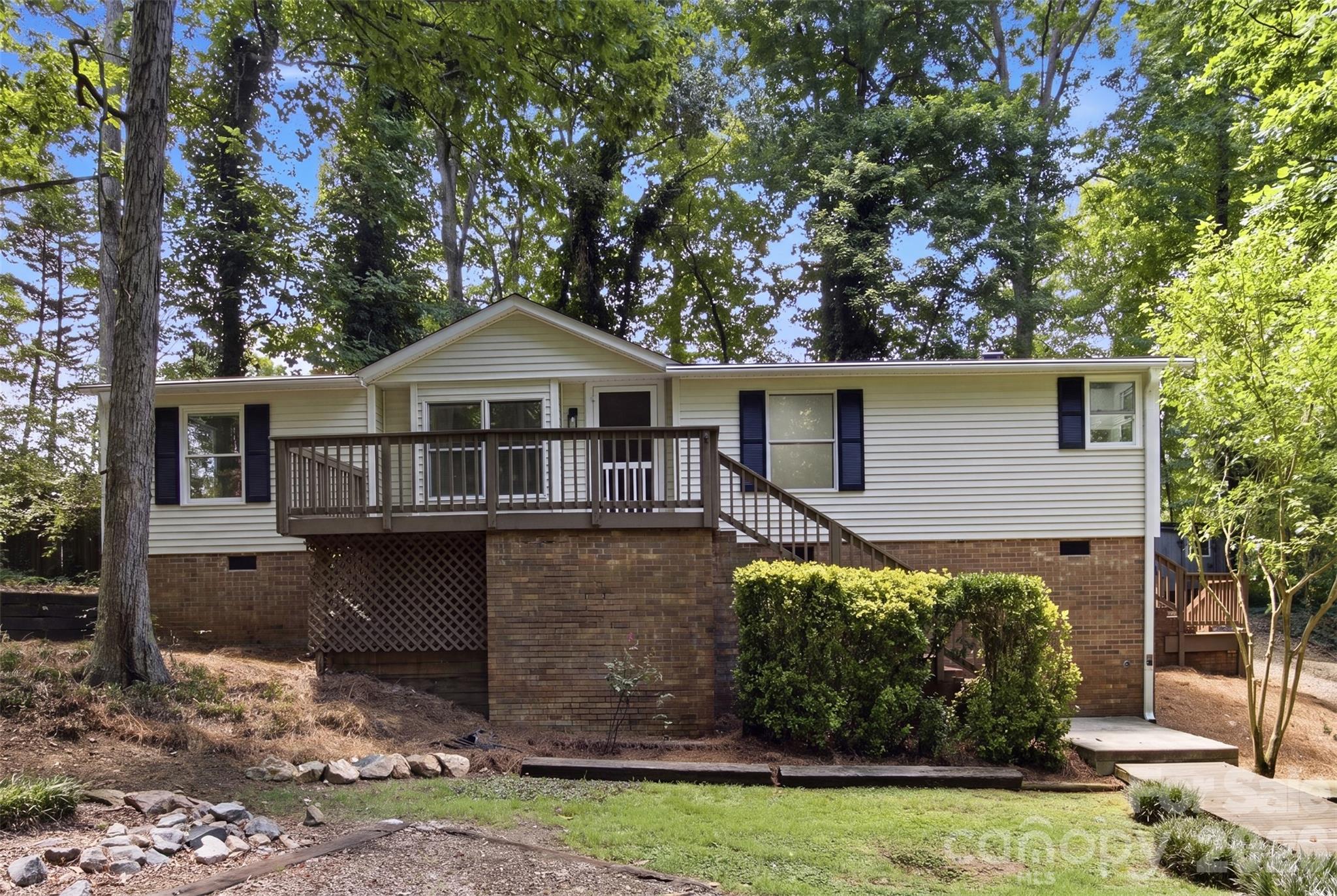 Carmel Woods - Residential