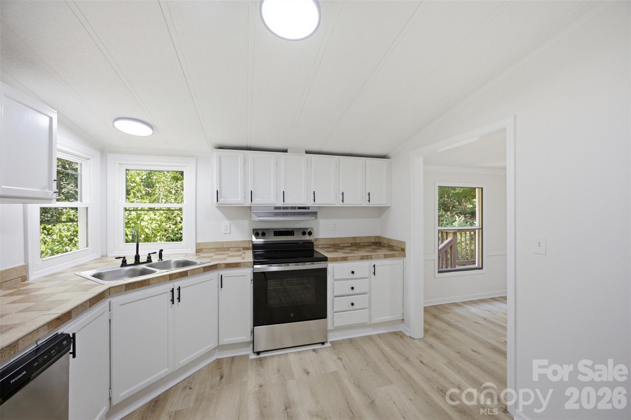Carmel Woods - Residential