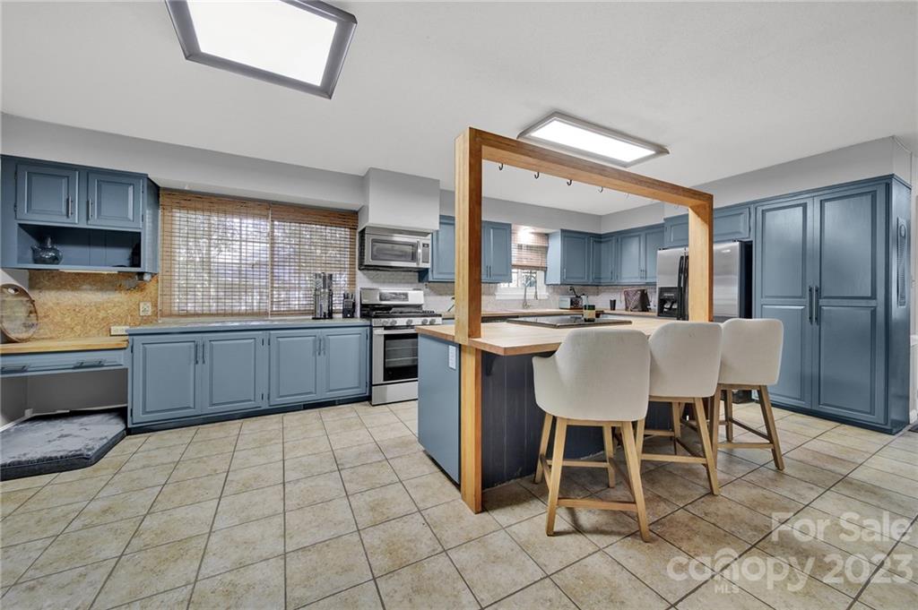 Tega Cay - Residential