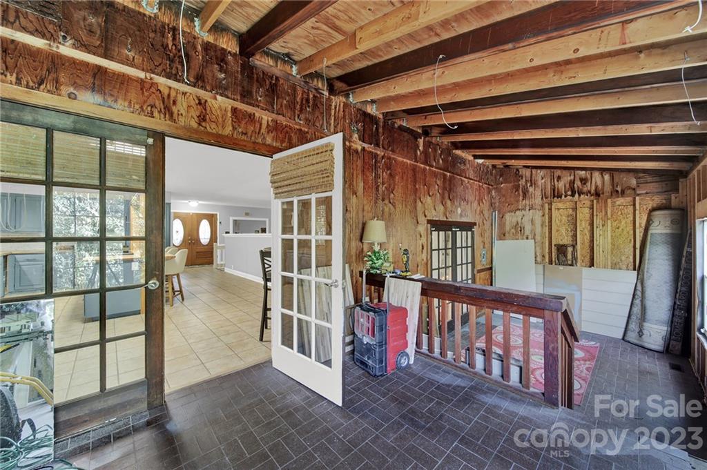 Tega Cay - Residential