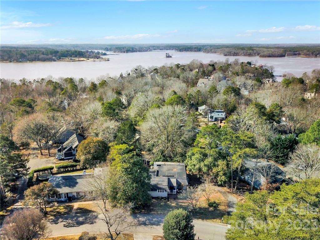 Tega Cay - Residential