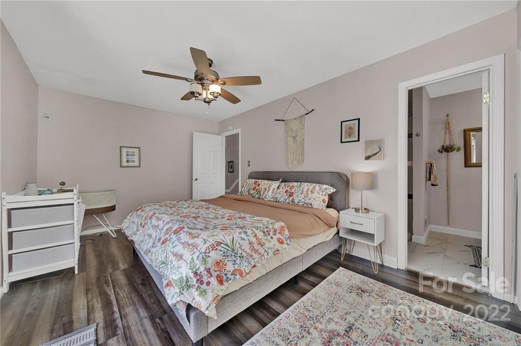 Tega Cay - Residential