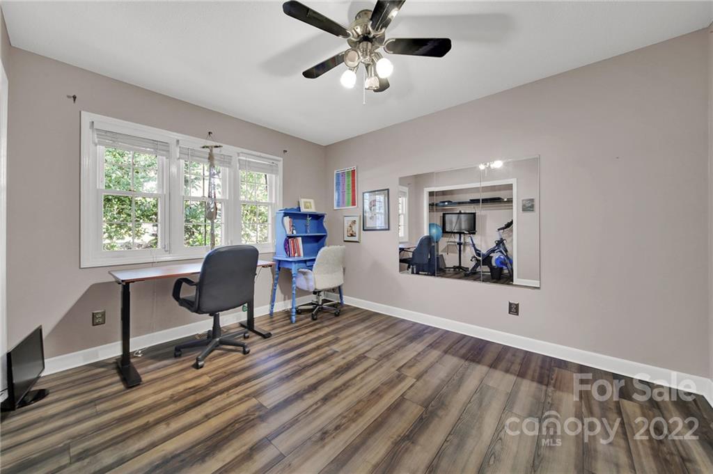 Tega Cay - Residential