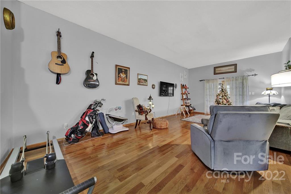 Tega Cay - Residential