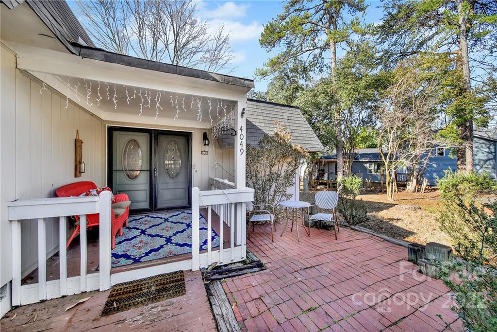 Tega Cay - Residential
