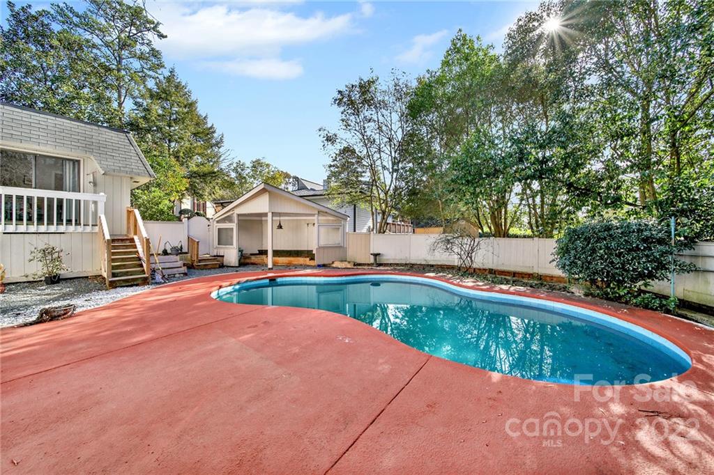 Tega Cay - Residential