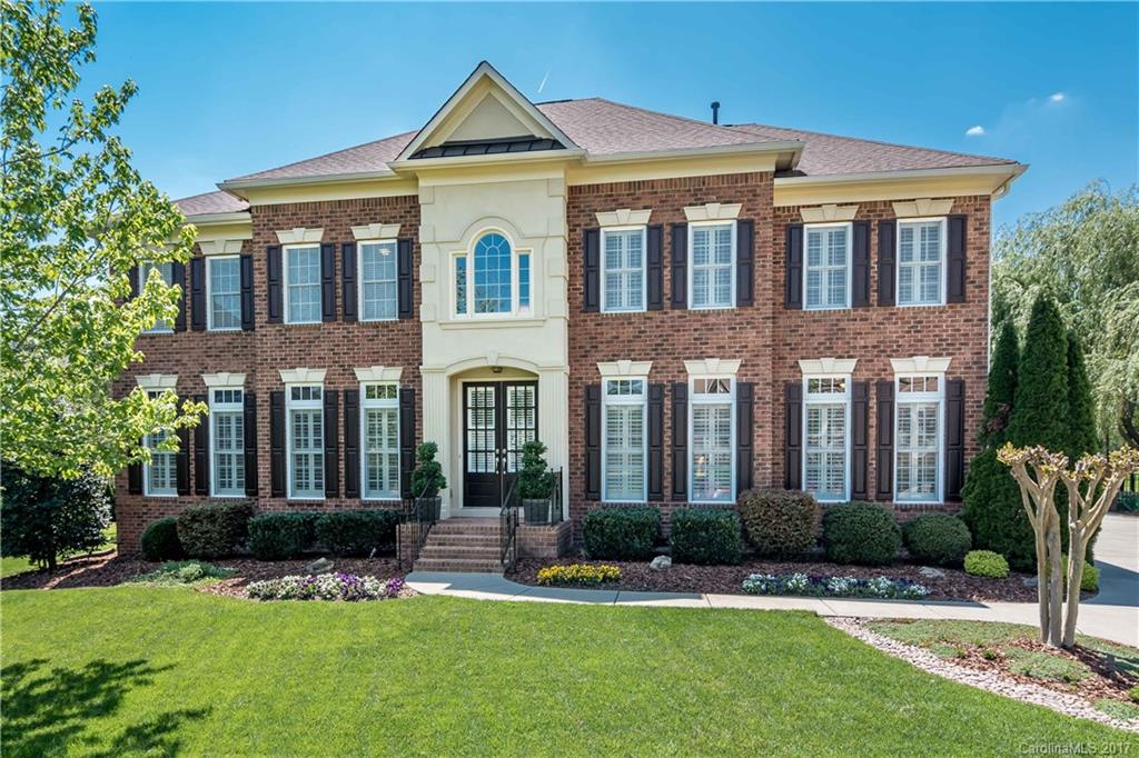 Open Plan w/much Natural Light, Stunning "Wall of Windows" overlk Outdoor Living: In-Ground Gunite Salt-Water Htd Pool, Hot Tub & Glass Firepit, Built-In Gas Grill. 2 Sty Foyer, Library, BR/Off, GR w/2 Sty Cust RiverStone Wall, Gas FP. Kit w/Granite & Tile Bksplsh, Cab w/Wine Rack, Islnd w/Bar. Screend Prch. Spacious MB w/Cust Trim, Tray Ceil & Sitting area & Luxury MBA w/Jetted Tub. 3rd Flr Bonus/BR w/Ba & steam shower.Tons of Flex space. All BR's connect to pvt BA. Cul-de-sac, Flat & Fen'd Yd