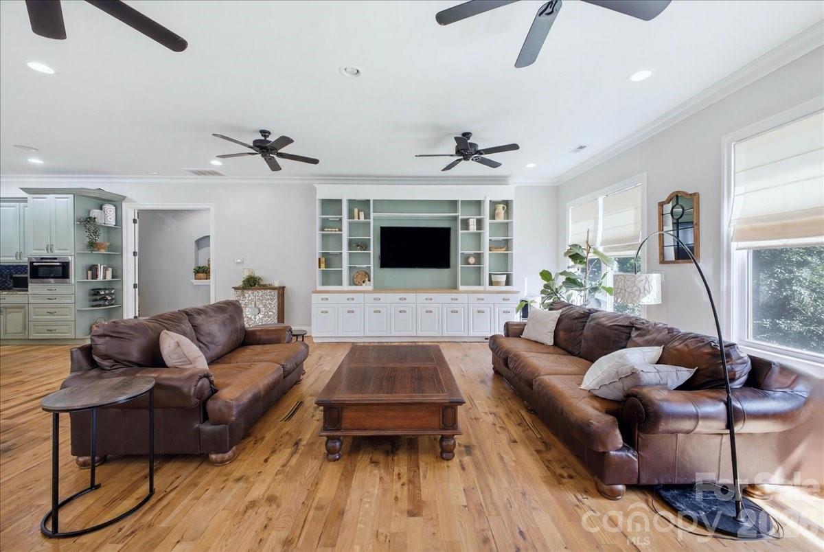 Caroland Acres - Residential