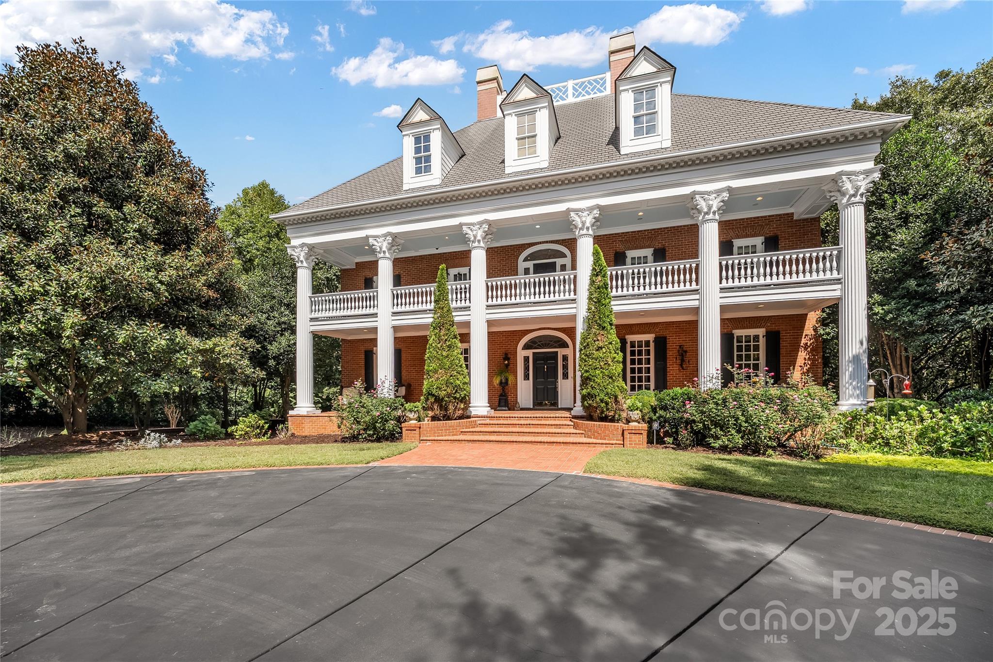 Country Club Estates - Residential