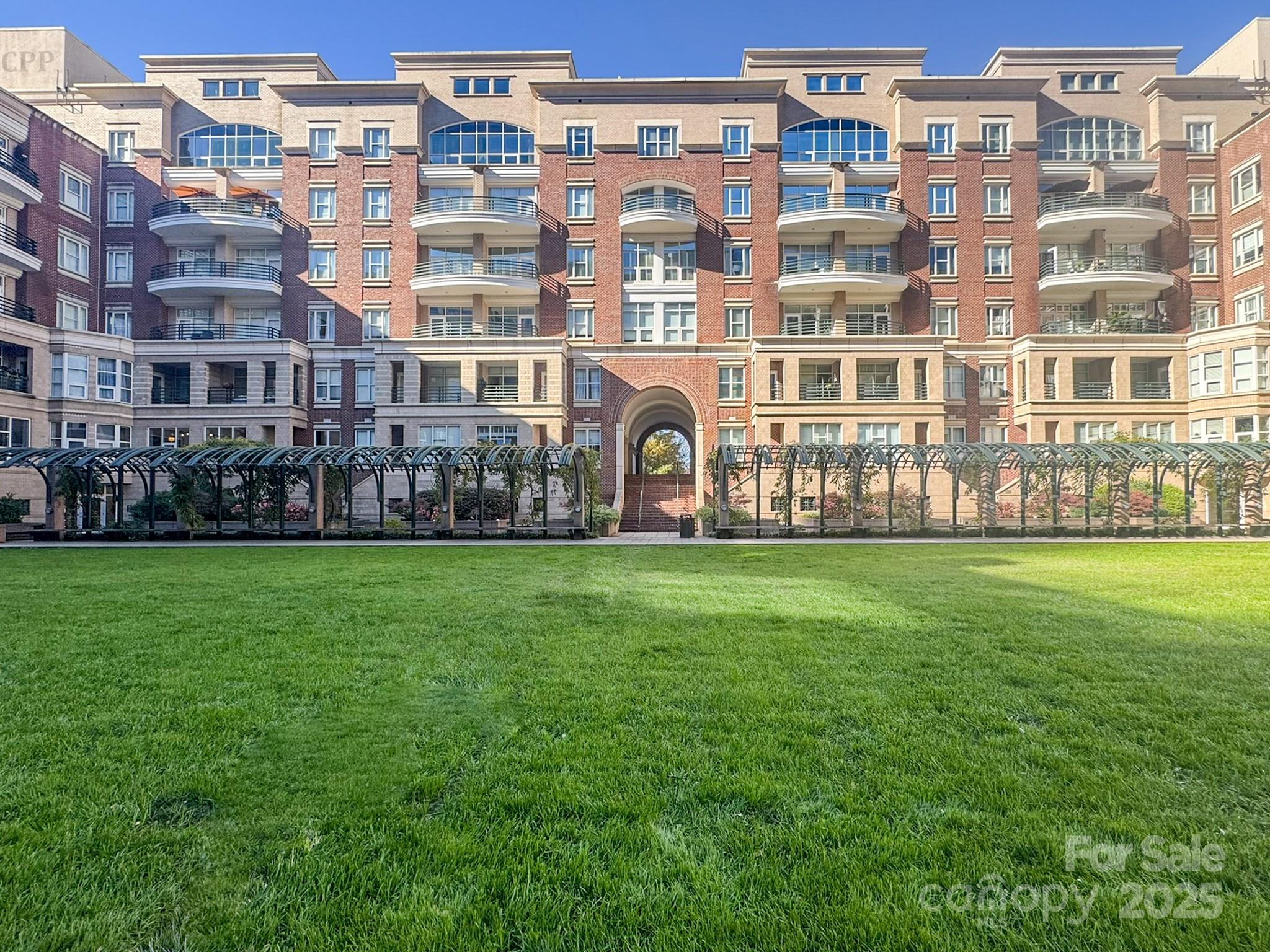 400 North Church - Residential