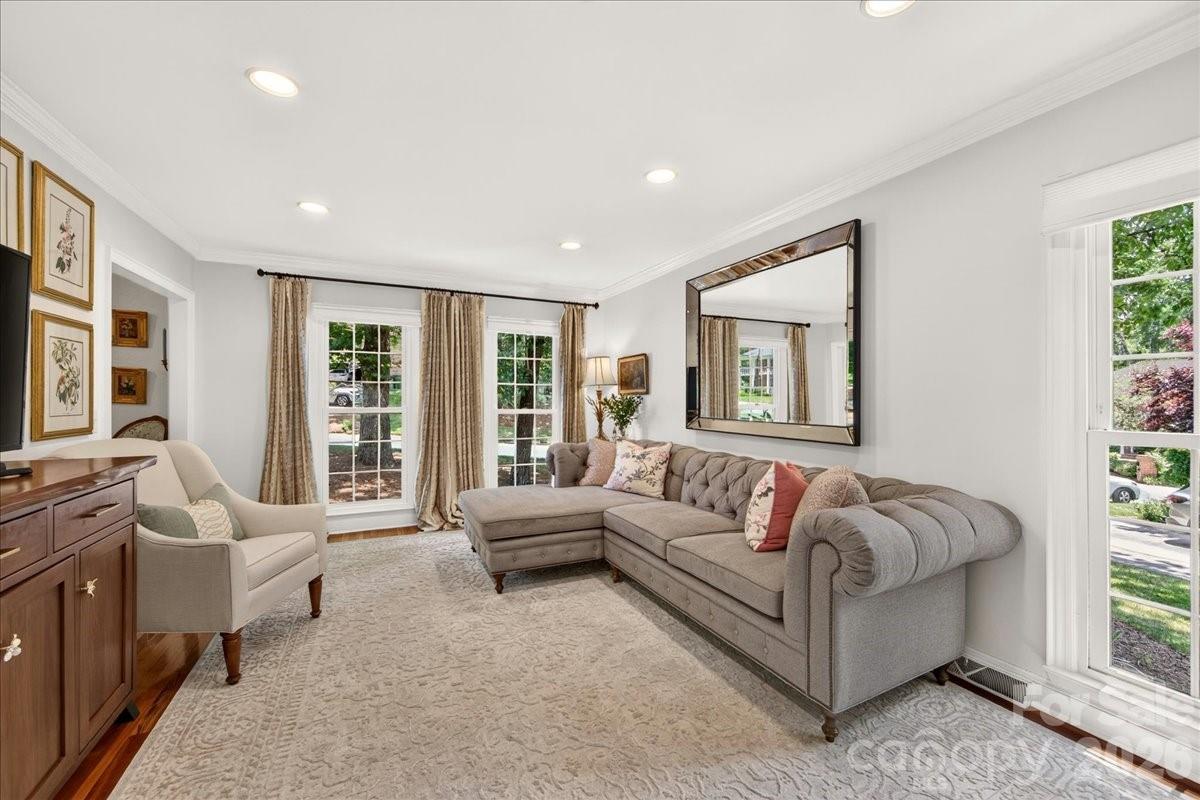 Williamsburg - Residential