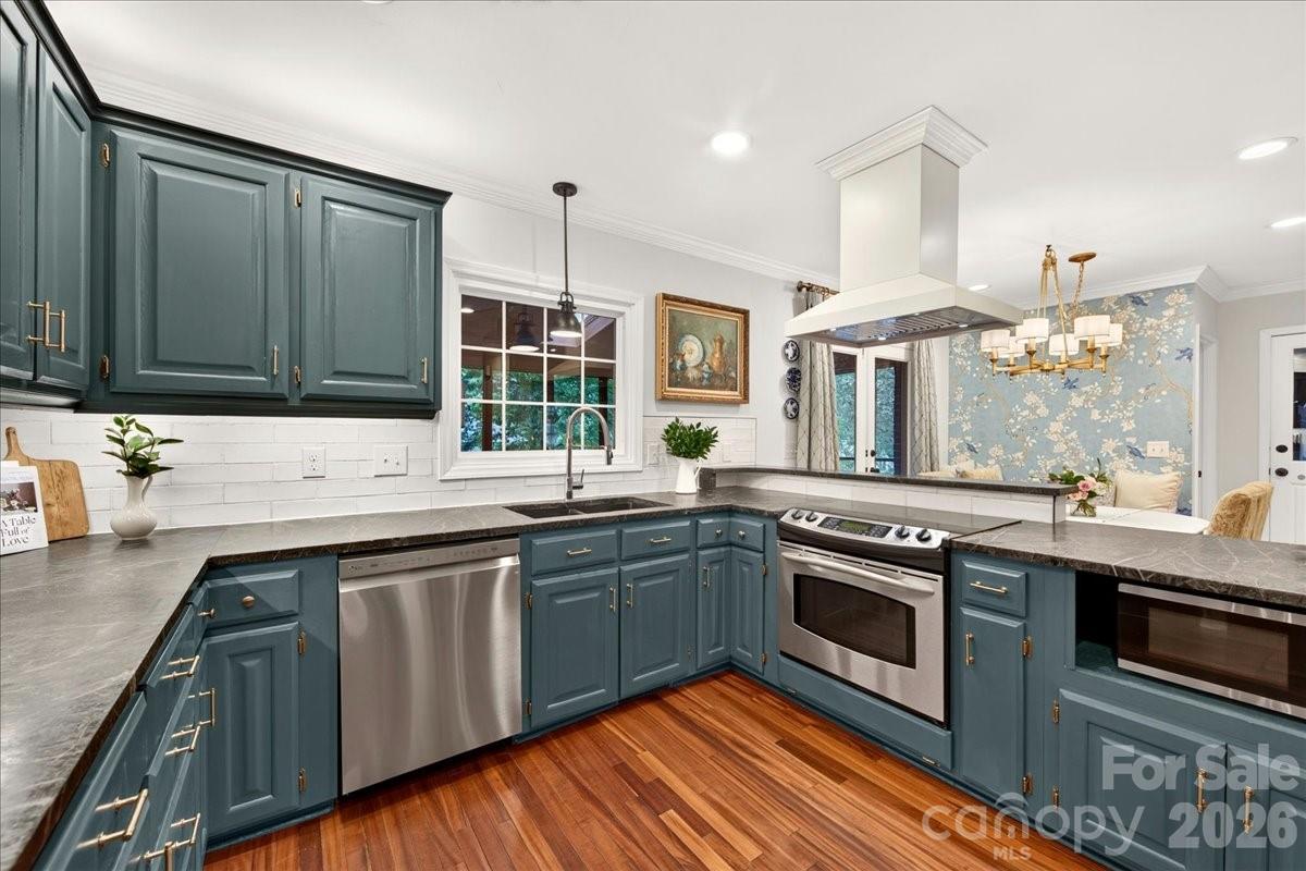 Williamsburg - Residential