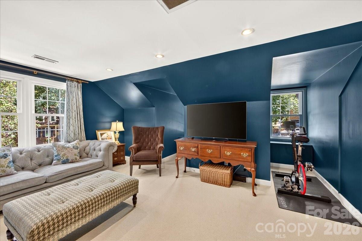Williamsburg - Residential