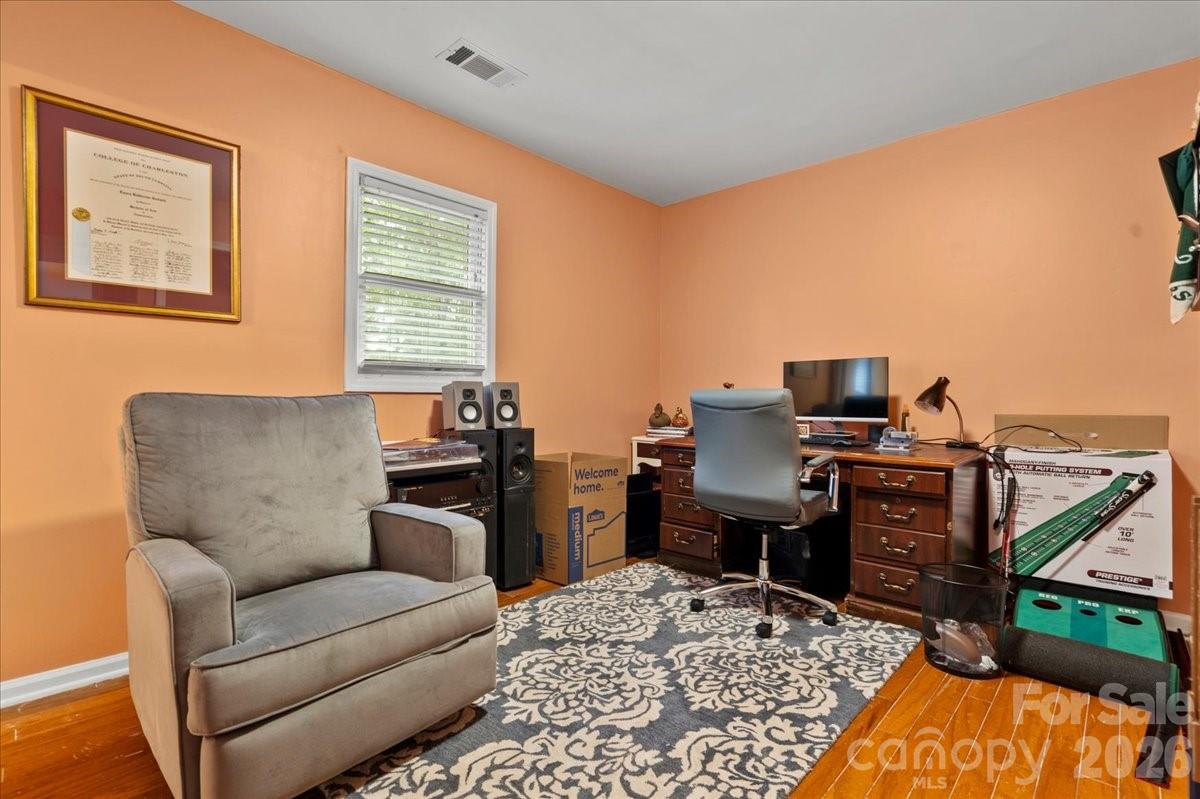 Country Club Acres - Residential