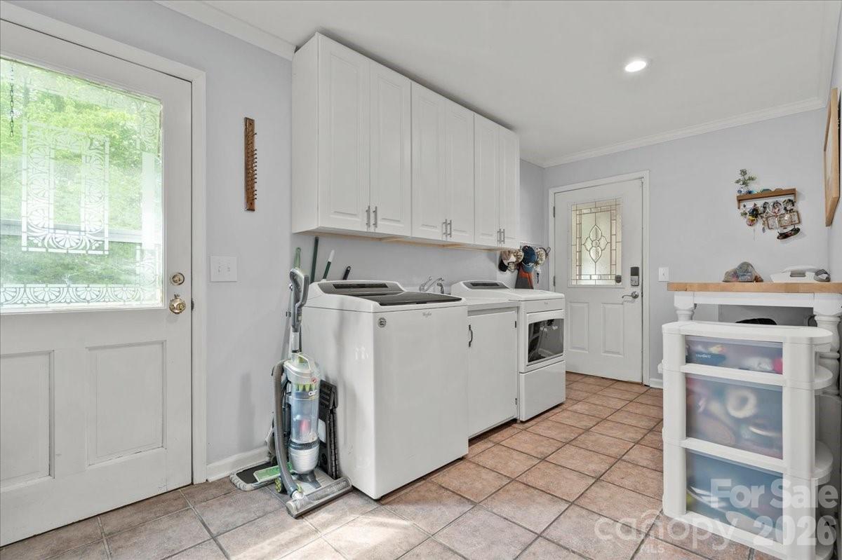 Country Club Acres - Residential