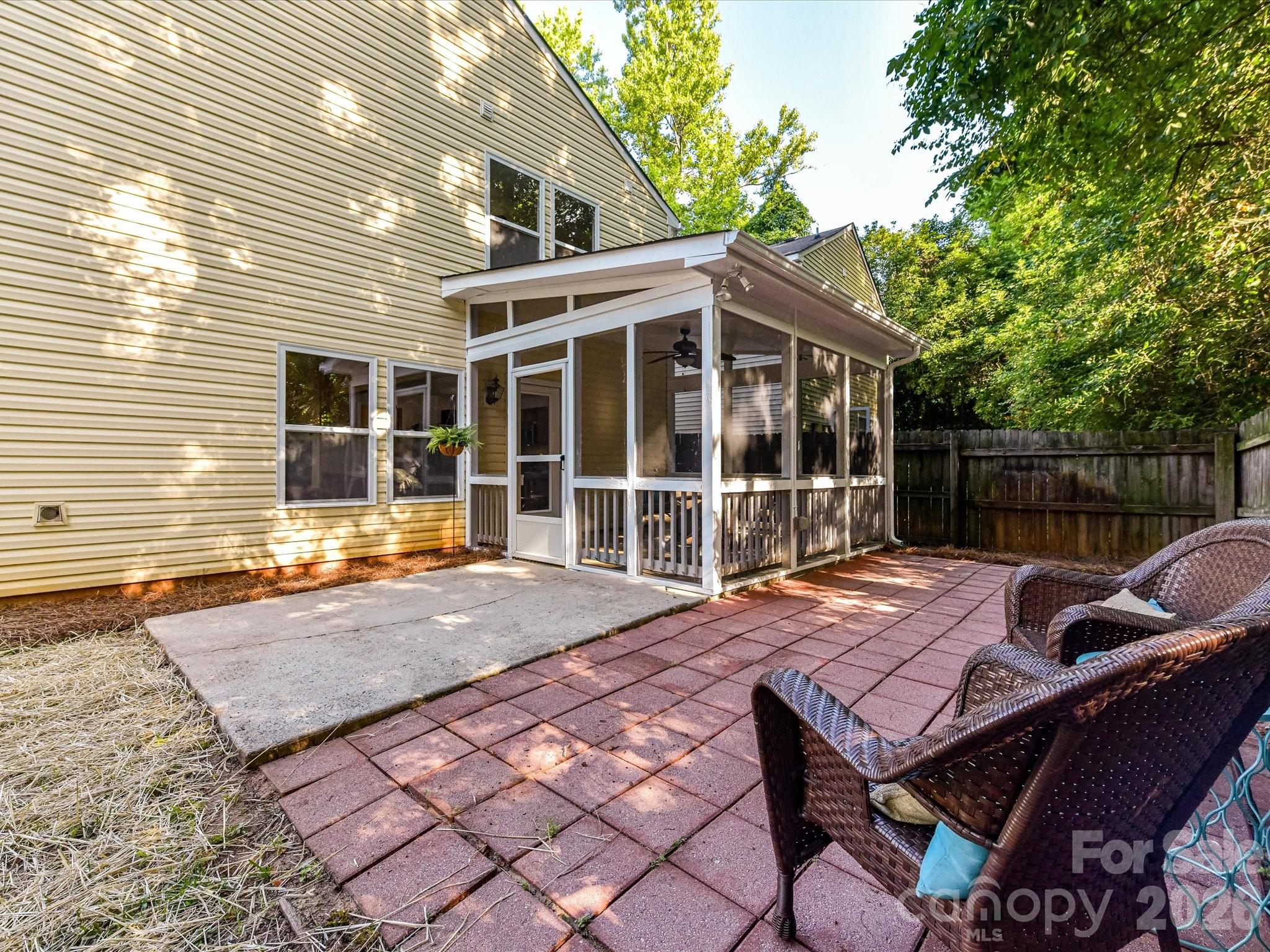 Sycamore Grove - Residential