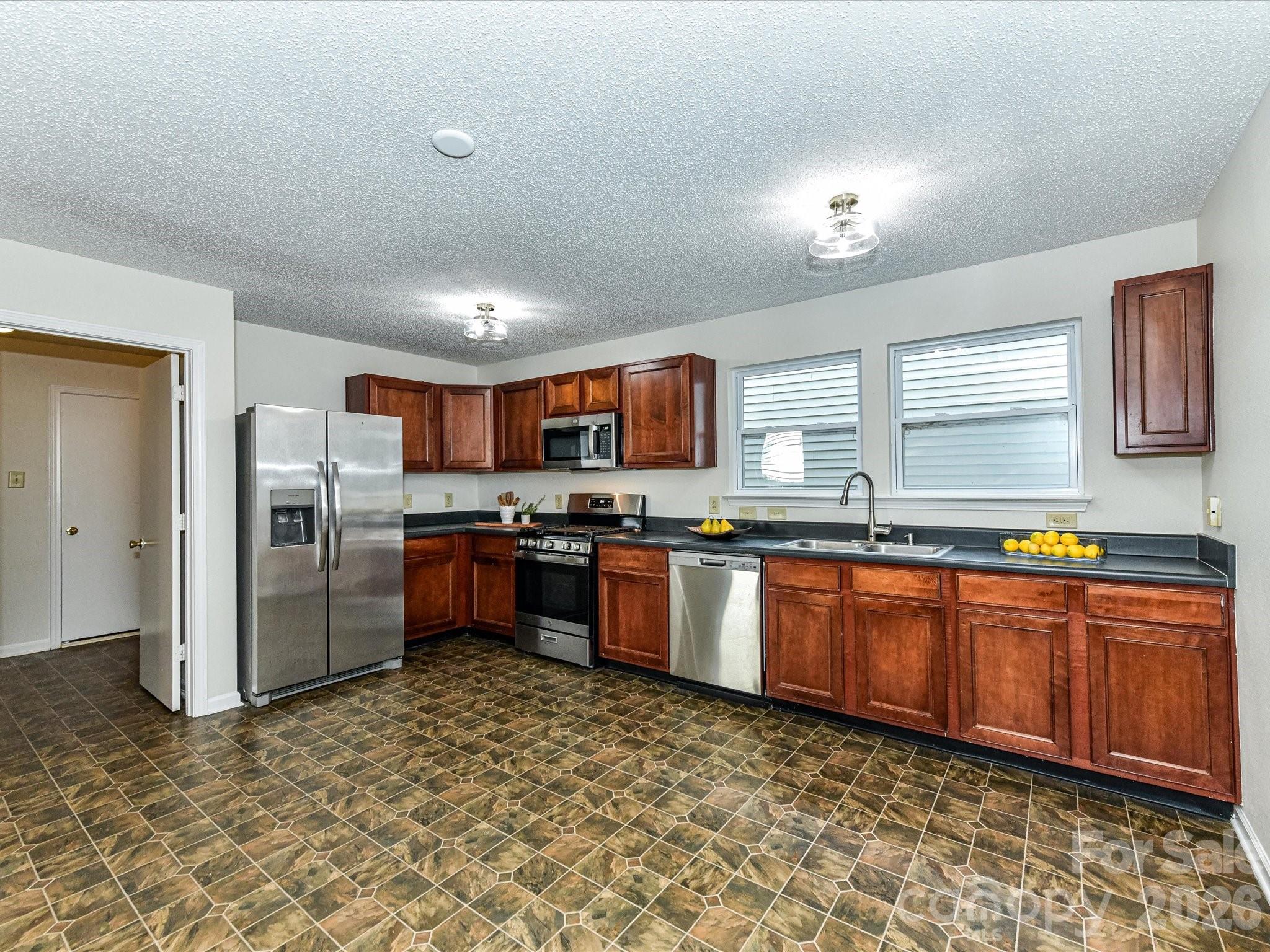 Sycamore Grove - Residential