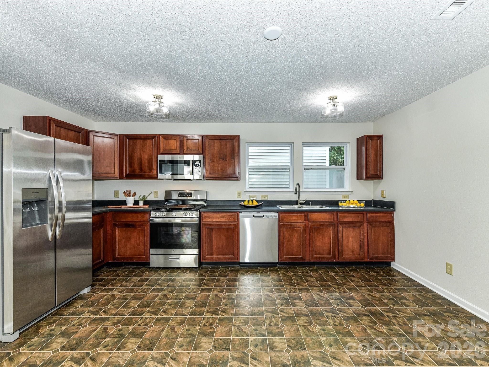 Sycamore Grove - Residential
