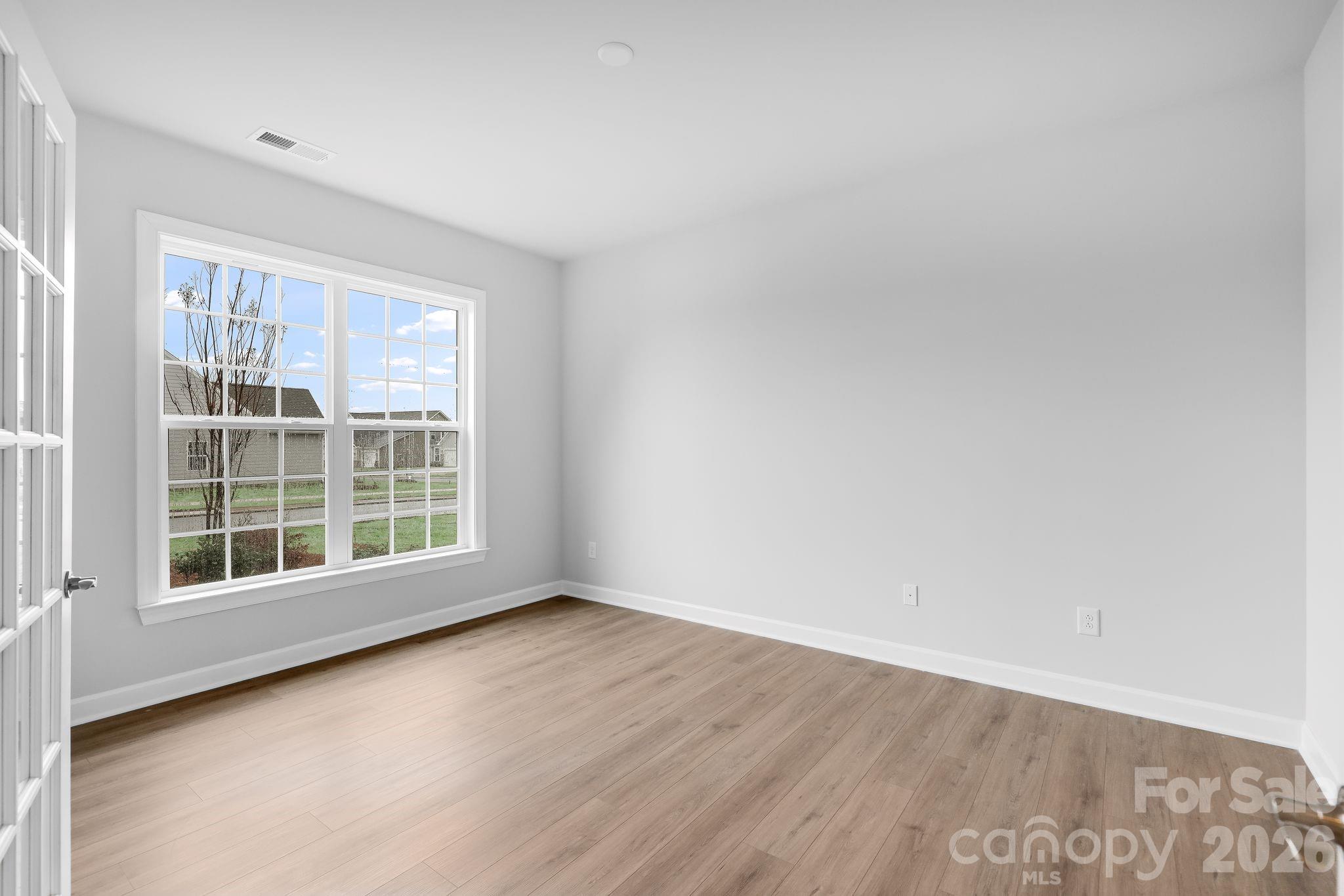 Roselyn - Residential