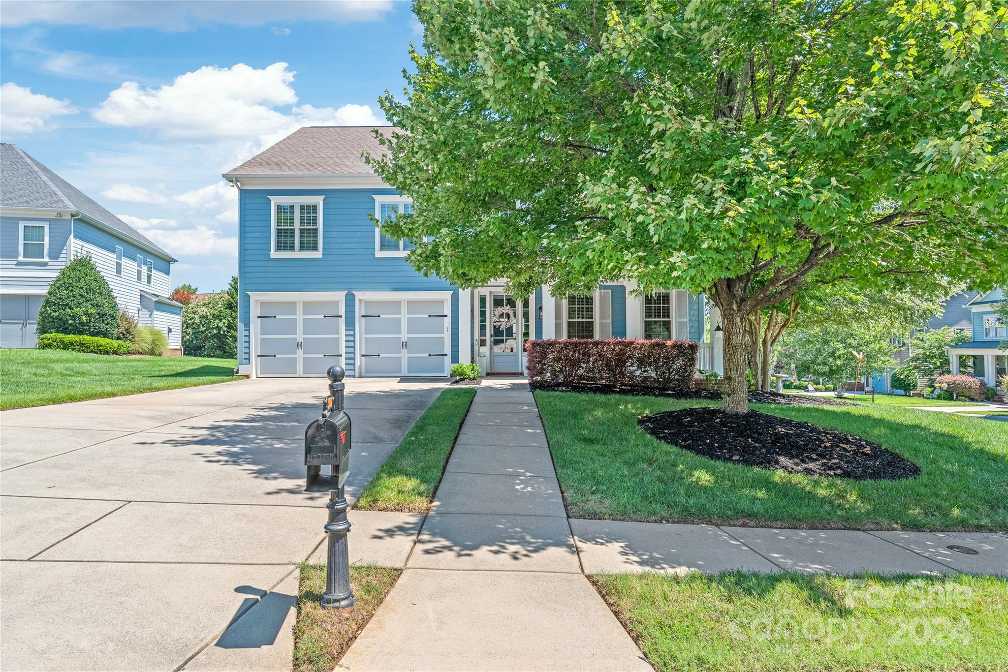 WELCOME to this impeccable John Wieland home in the amenity-rich & social Bridgemill community. Situated on a corner lot in a cul-de-sac, this residence offers resort-style amenities incl a clubhouse, 2 pools, a fitness center, gaming courts & pocket parks. Enjoy shops, dining & entertainment at the entrance & within 5 min. of the neighborhood. The open design features a soaring two-story entry, dual staircase, & private office w/French doors & scenic views. The flex area on the main may serve as a dining rm, formal living, or play space. The bright kitchen boasts expansive cabinetry, prep areas, w/built-in oven and cooktop. The great rm is anchored by a cozy fireplace & elegant built-ins.

Upstairs, a large entertainment/theatre rm w/a pocket workspace awaits. The owner's retreat, introduced by a grand built-in, incl dual closets & soaking tub. A dreamy guest BR has an ensuite, while 2 add'l BRs share a Jack-& -Jill bath. A private fenced backyard compl. this exceptional home.