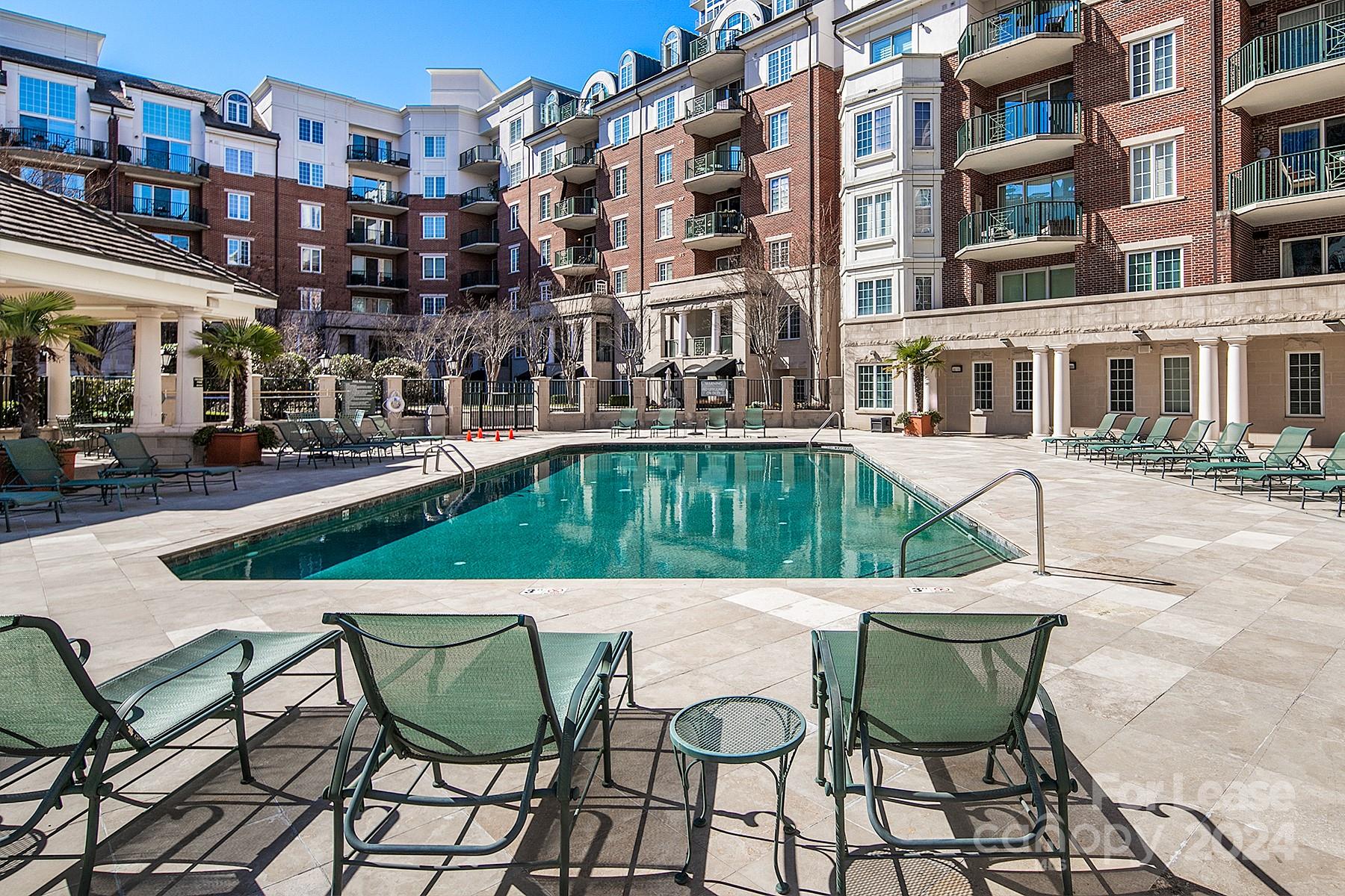 Fifth And Poplar - Residential Lease