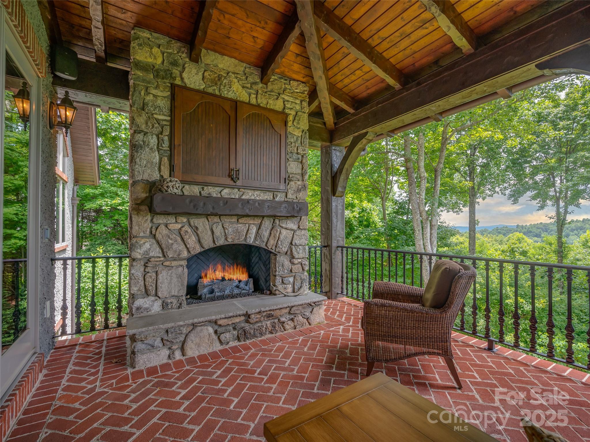 Champion Hills - Residential