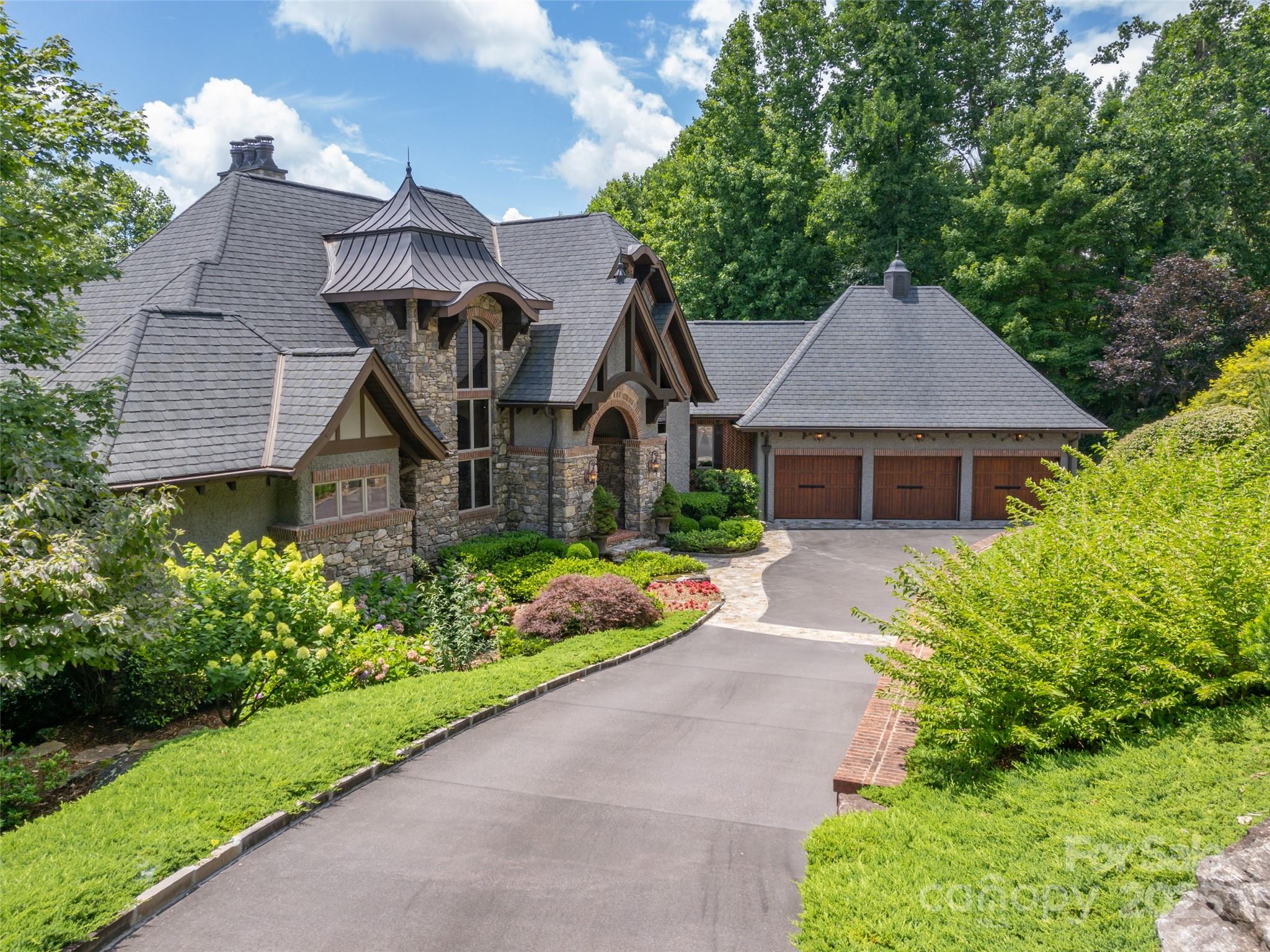 Champion Hills - Residential