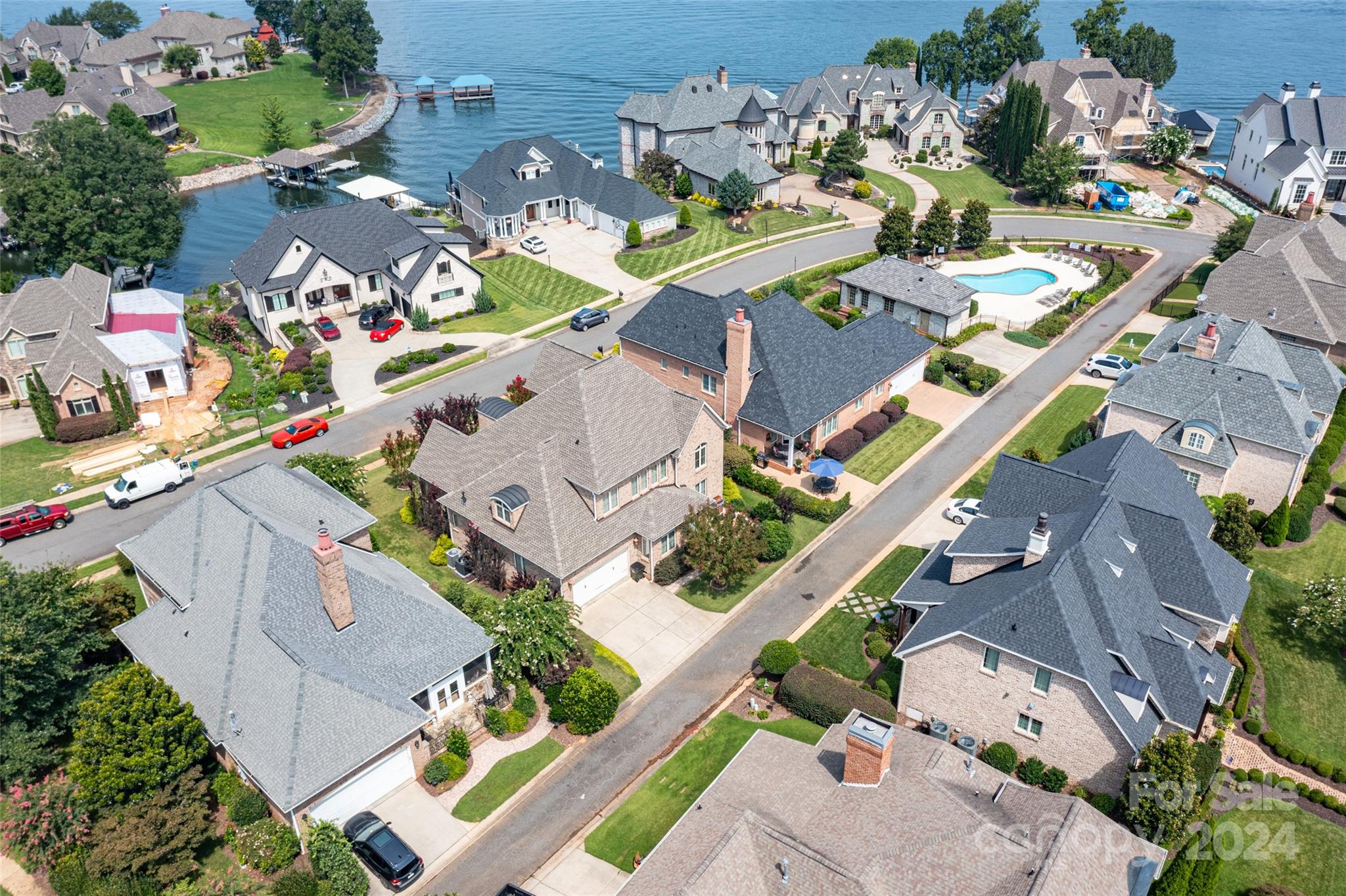 Joslin Pointe - Residential