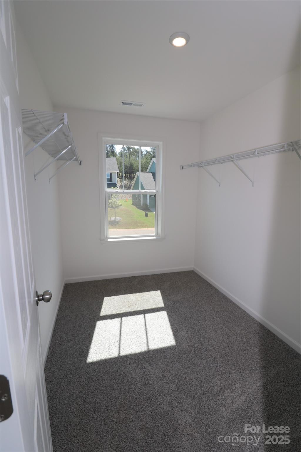 Edgewater - Residential Lease