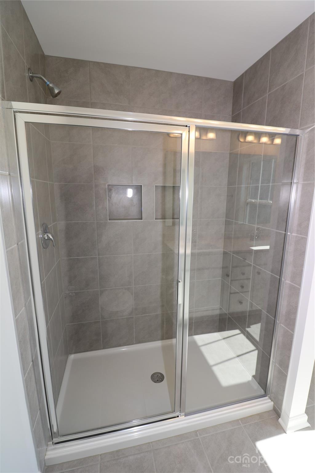 Edgewater - Residential Lease
