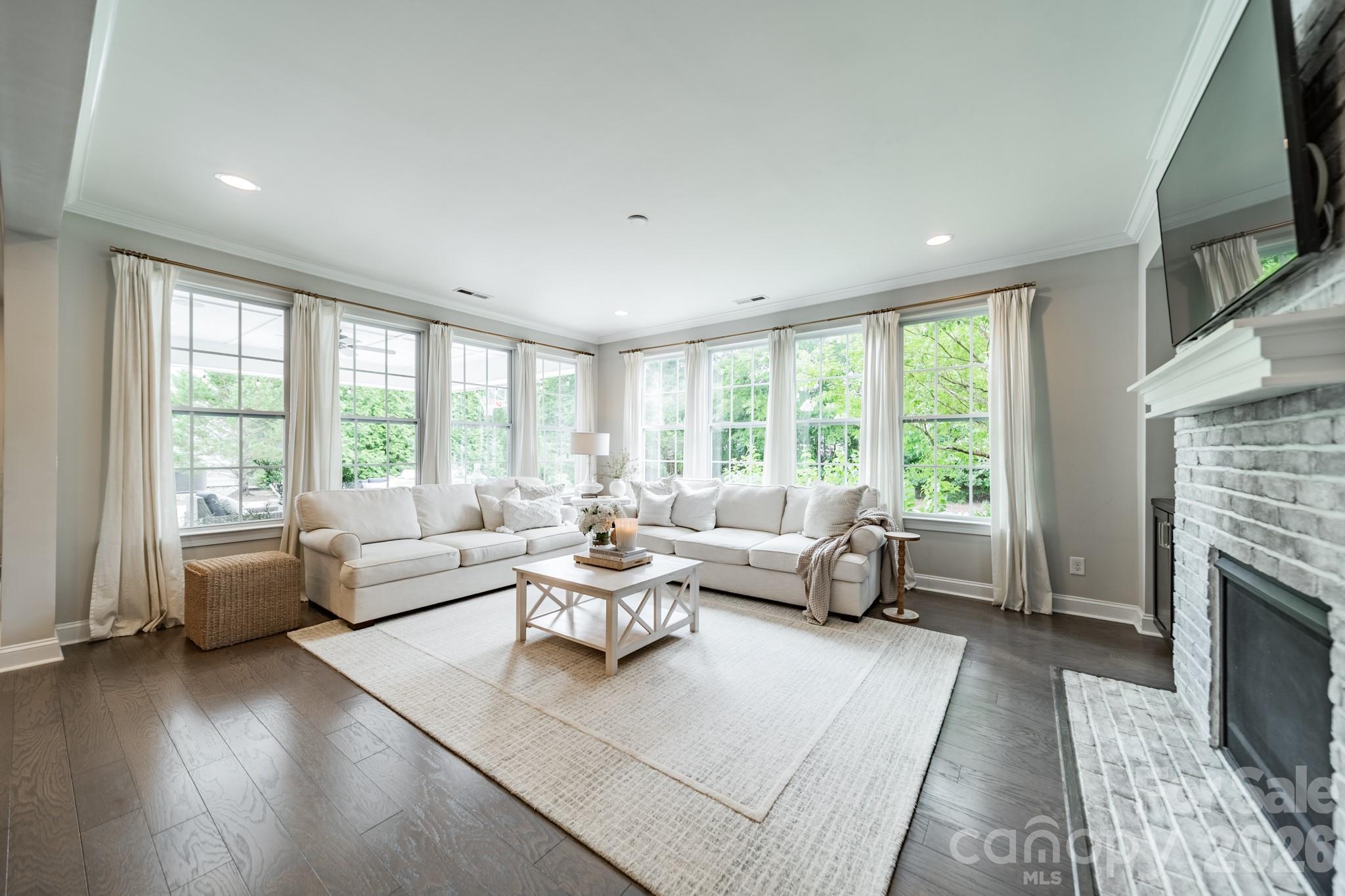 Inverness on Providence - Residential