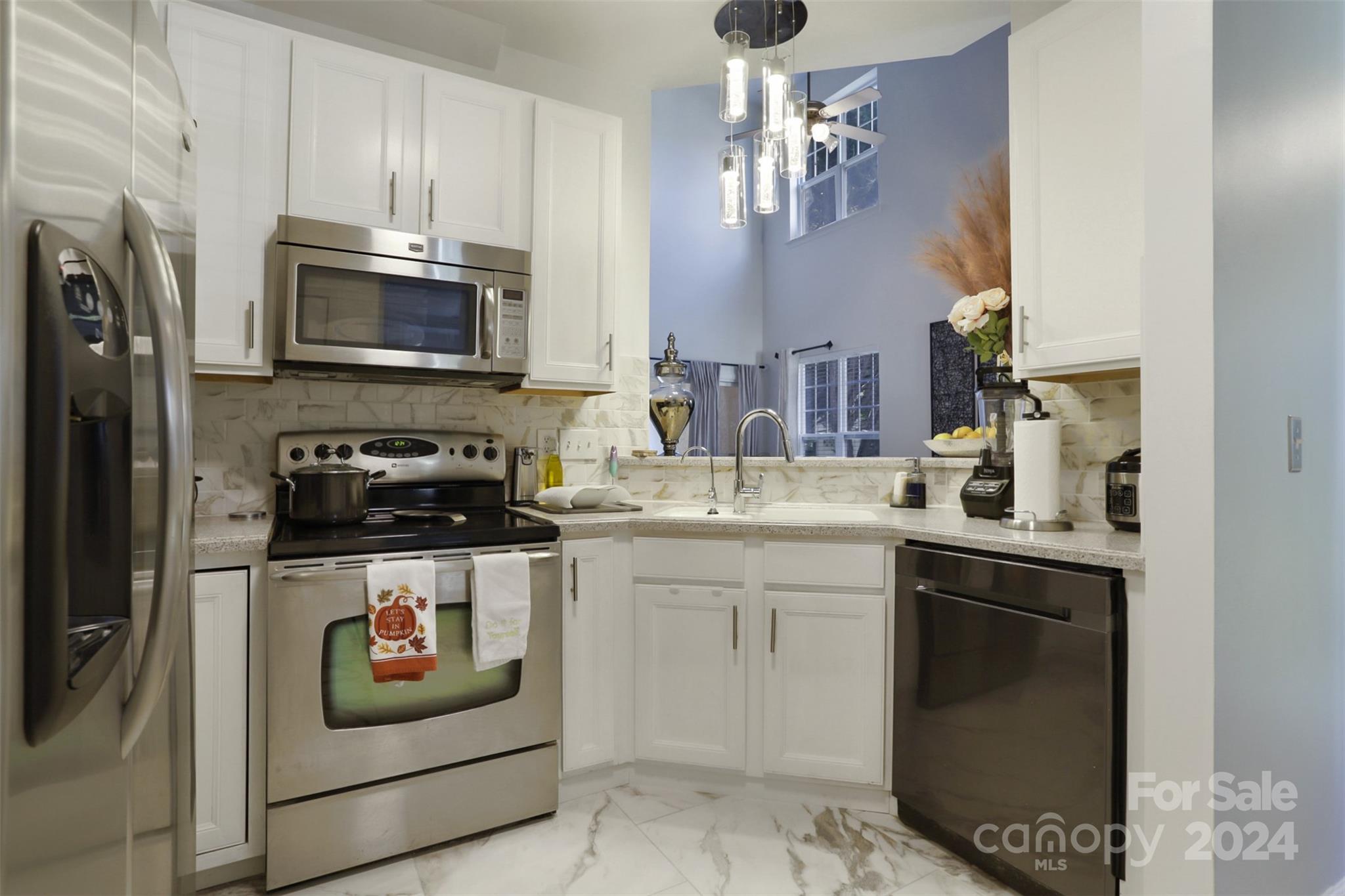 Ridge Pointe - Residential