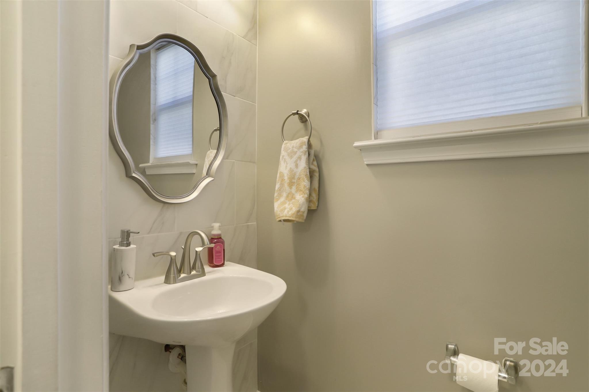 Ridge Pointe - Residential