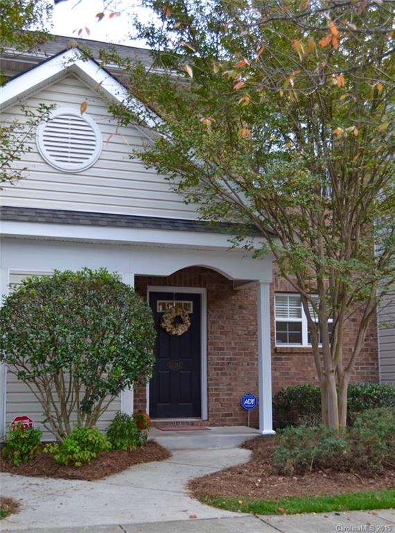 Beautiful, Nicer than New Savannah Townhome in Great Location!  Lots of High-End Features including Raised Panel Maple Cabinets in the kitchen, Hardwood Flooring, Crown Molding, Sunken Living Room, Built in Bookcases, and Two Master Suites upstairs! Fully updated in 2014 with New A/C, New Furnace, New Hot Water Heater, New Carpet.  Renovated in Oct 2015 with New Paint - New Hardwoods - Newly Refinished Cabinets - New Granite!  Convenient to I77, I485, CLT Airport and Lake Wylie!