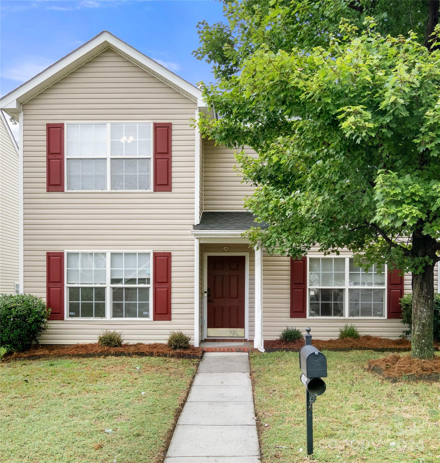 Welcome to this charming single-family home in the Amber Ridge Subdivision in Rock Hill, SC. This home features 3 beds, 2.5 baths, 1-car garage located in the rear of the house and shed. The owner has added hardwood flooring, new carpet, new garage door, and replaced the refrigerator, stove, microwave, dishwasher, 2017 hot water heater, 2019 roof, and 2024 HVAC.