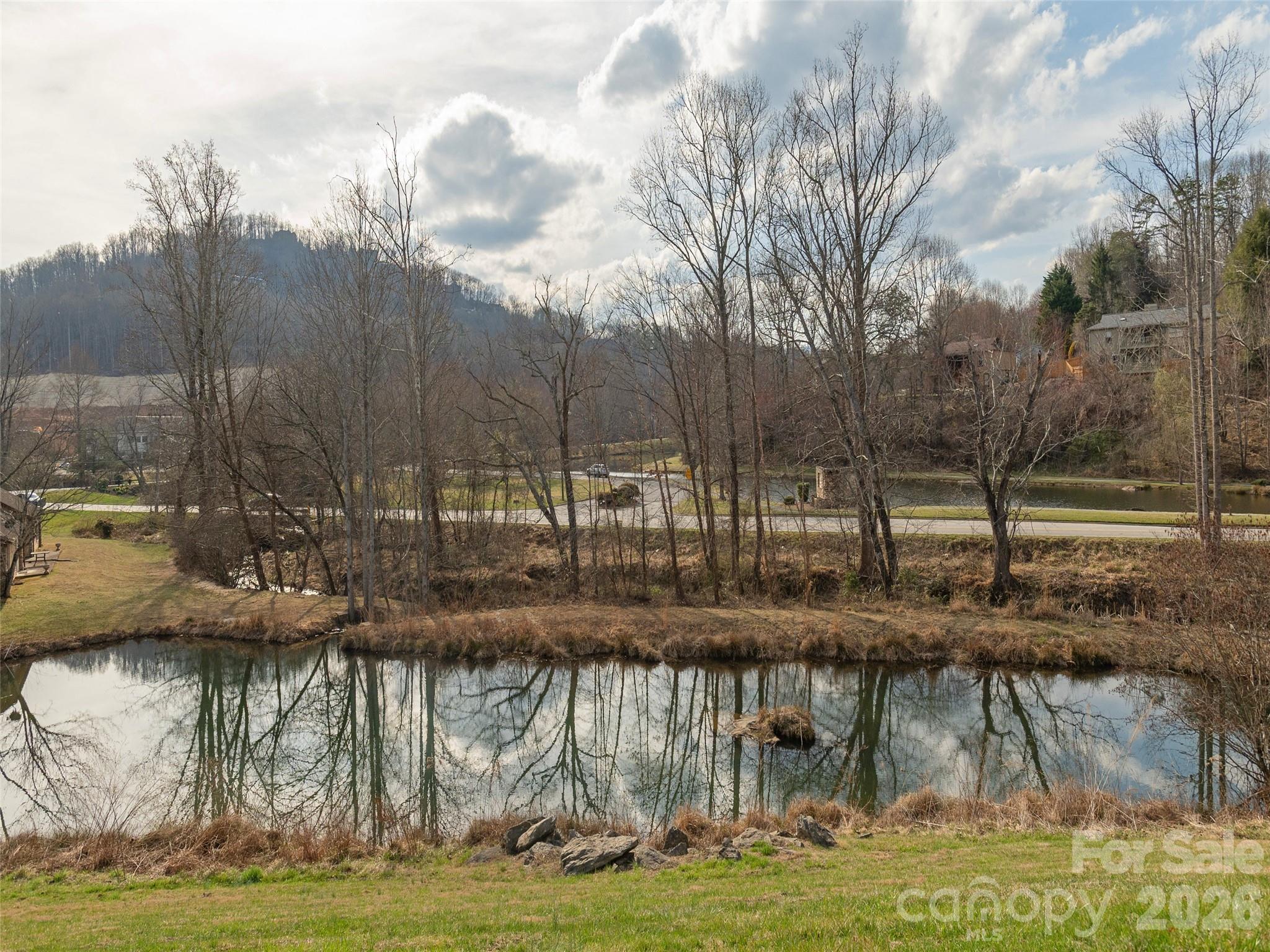 The Hills At Averys Creek - Residential