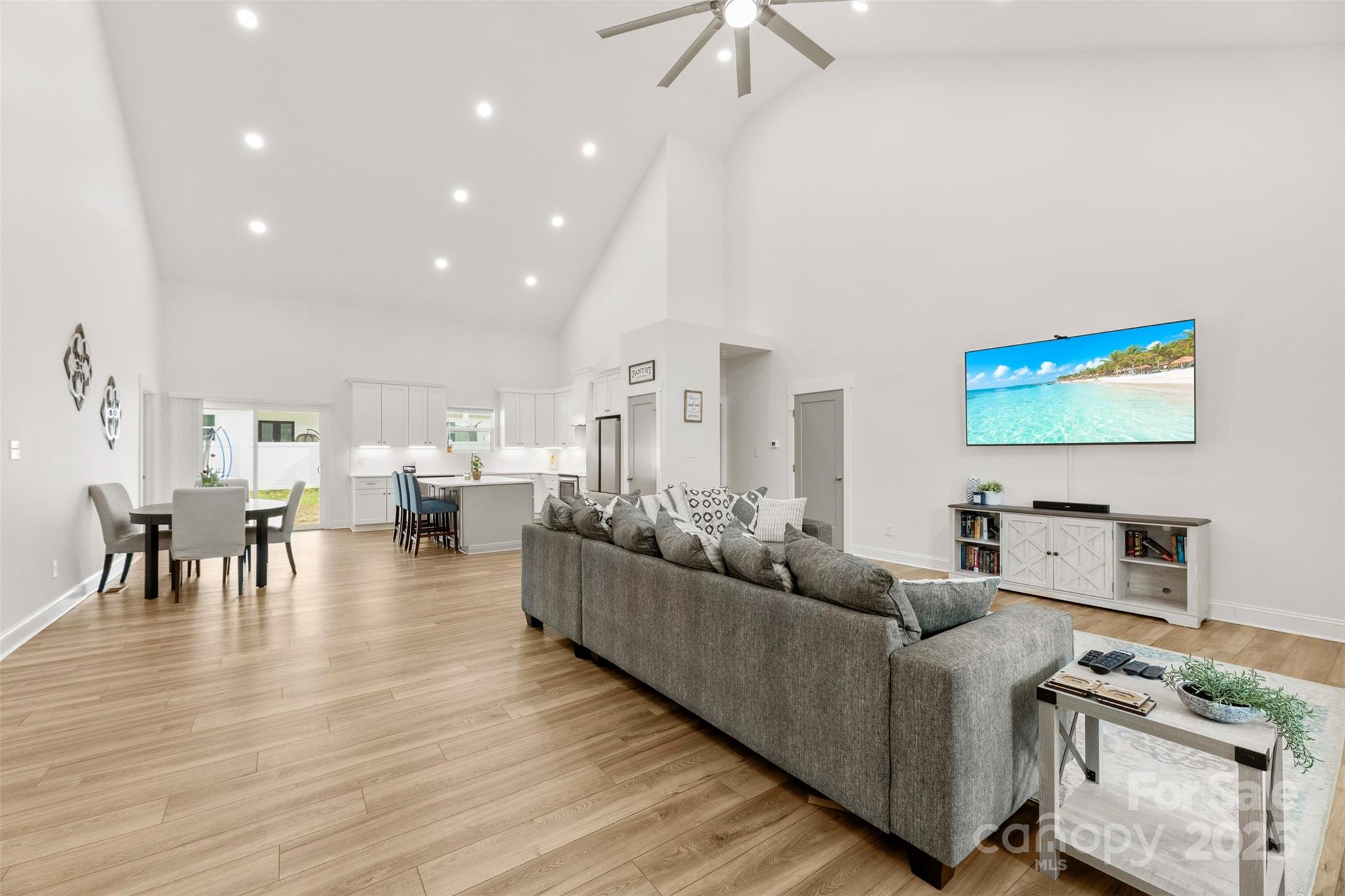 Lakehaven Estates - Residential
