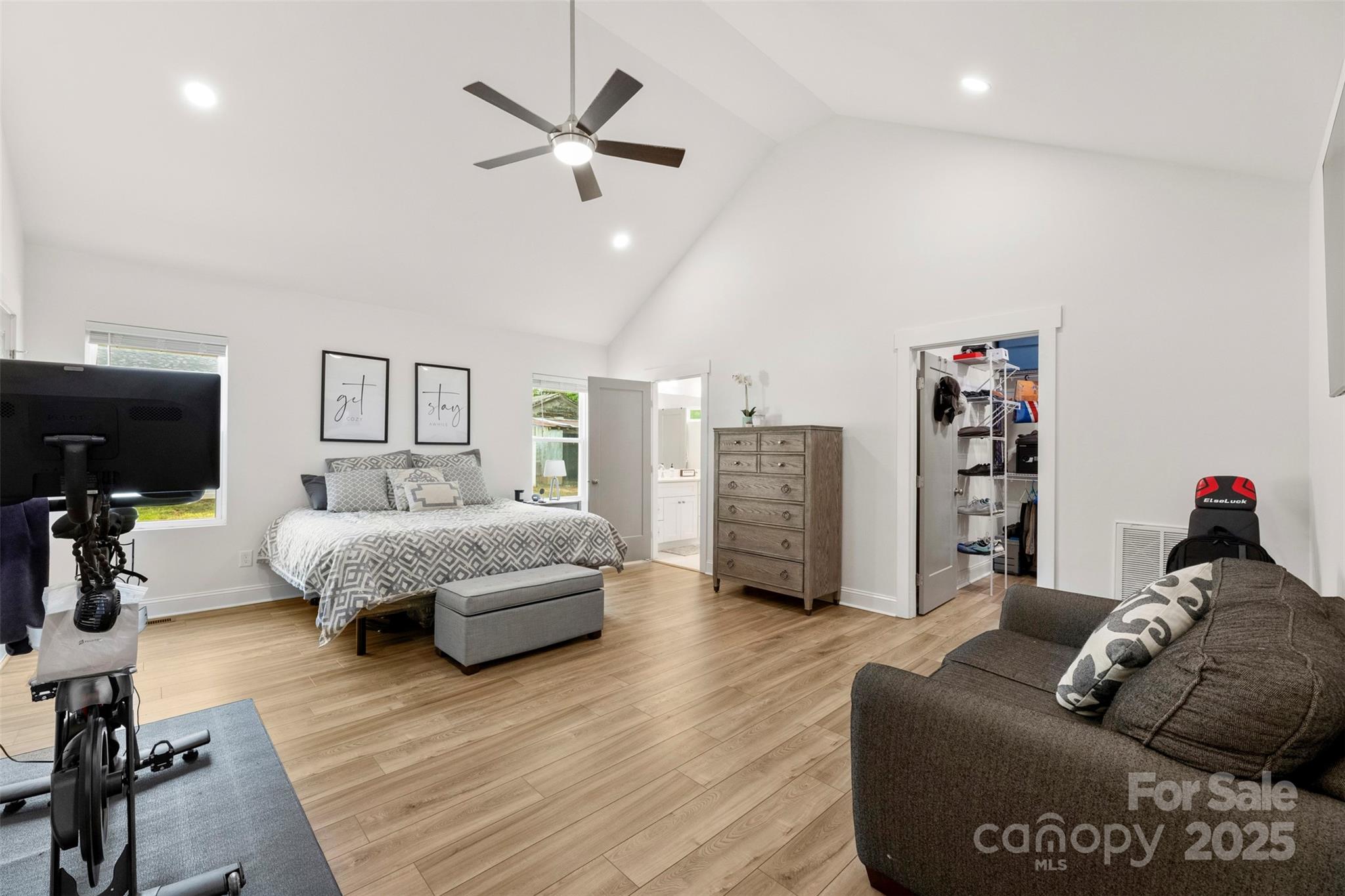 Lakehaven Estates - Residential