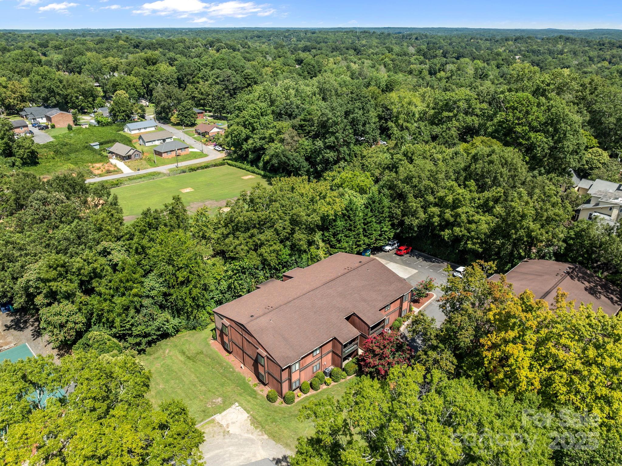Edgewood Terrace - Residential