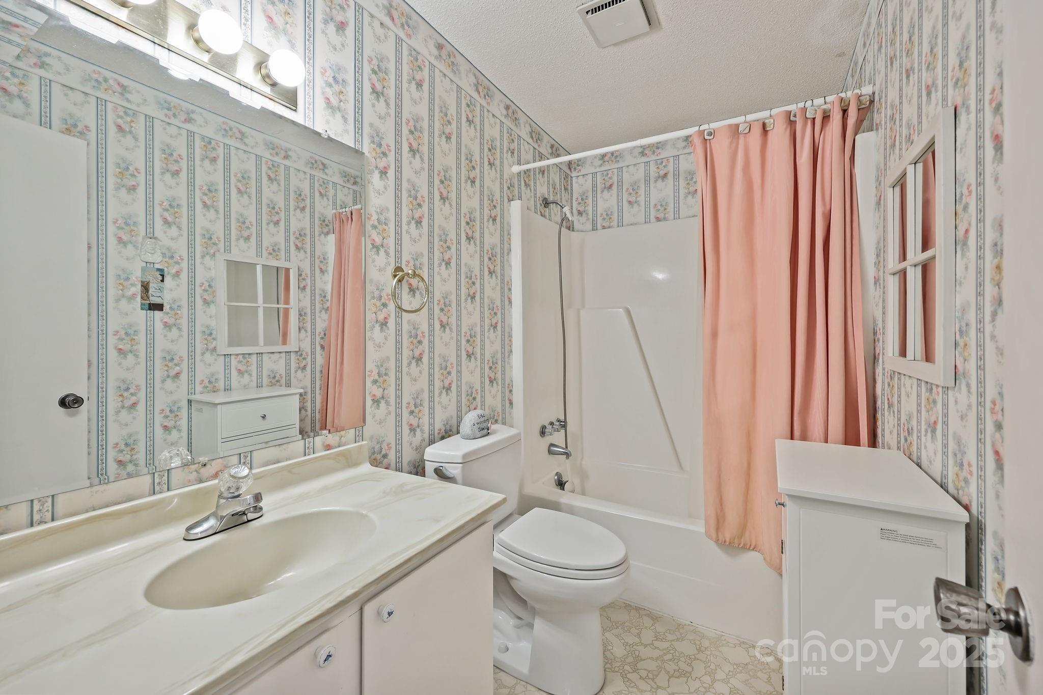 Edgewood Terrace - Residential