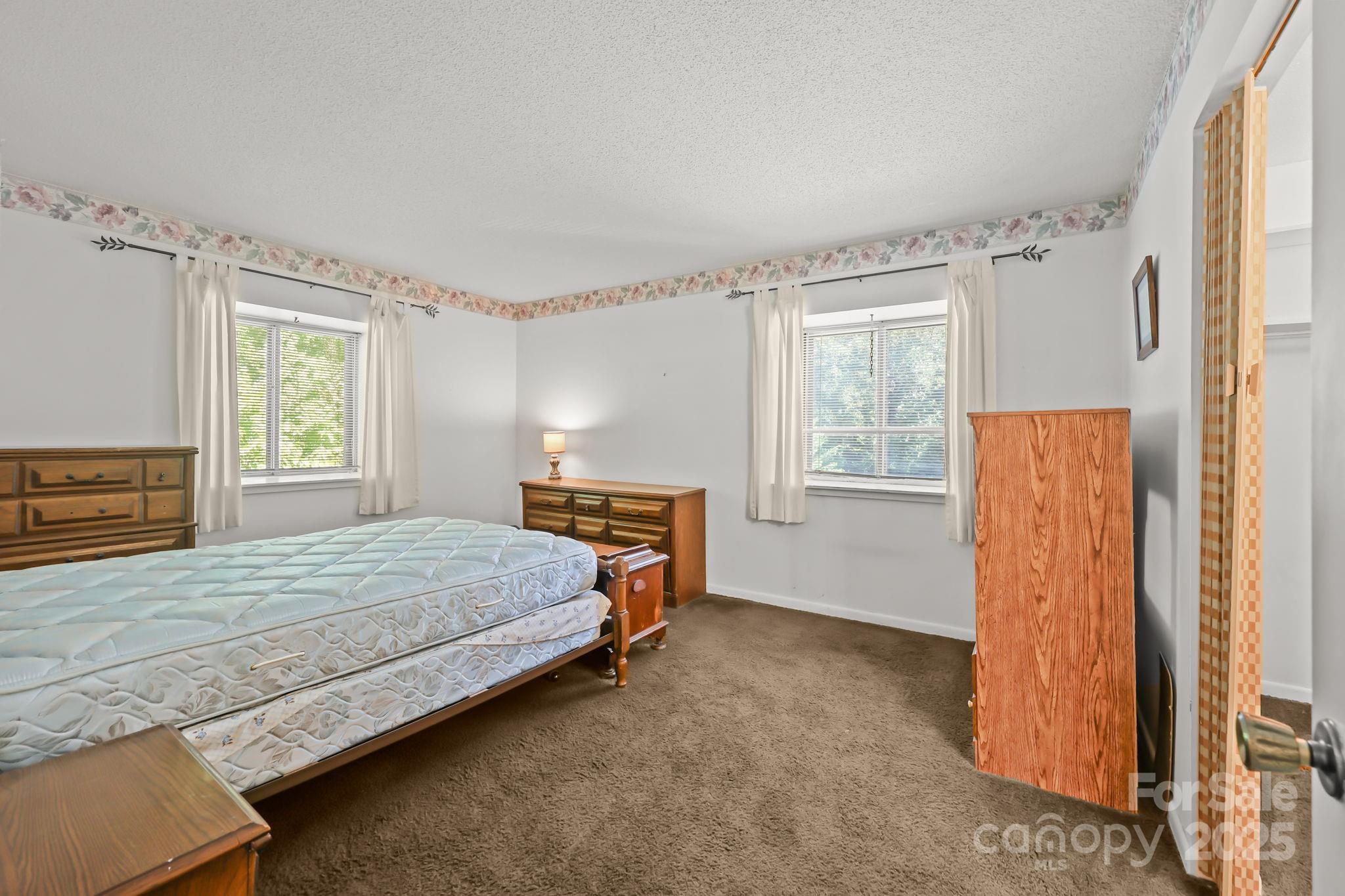 Edgewood Terrace - Residential