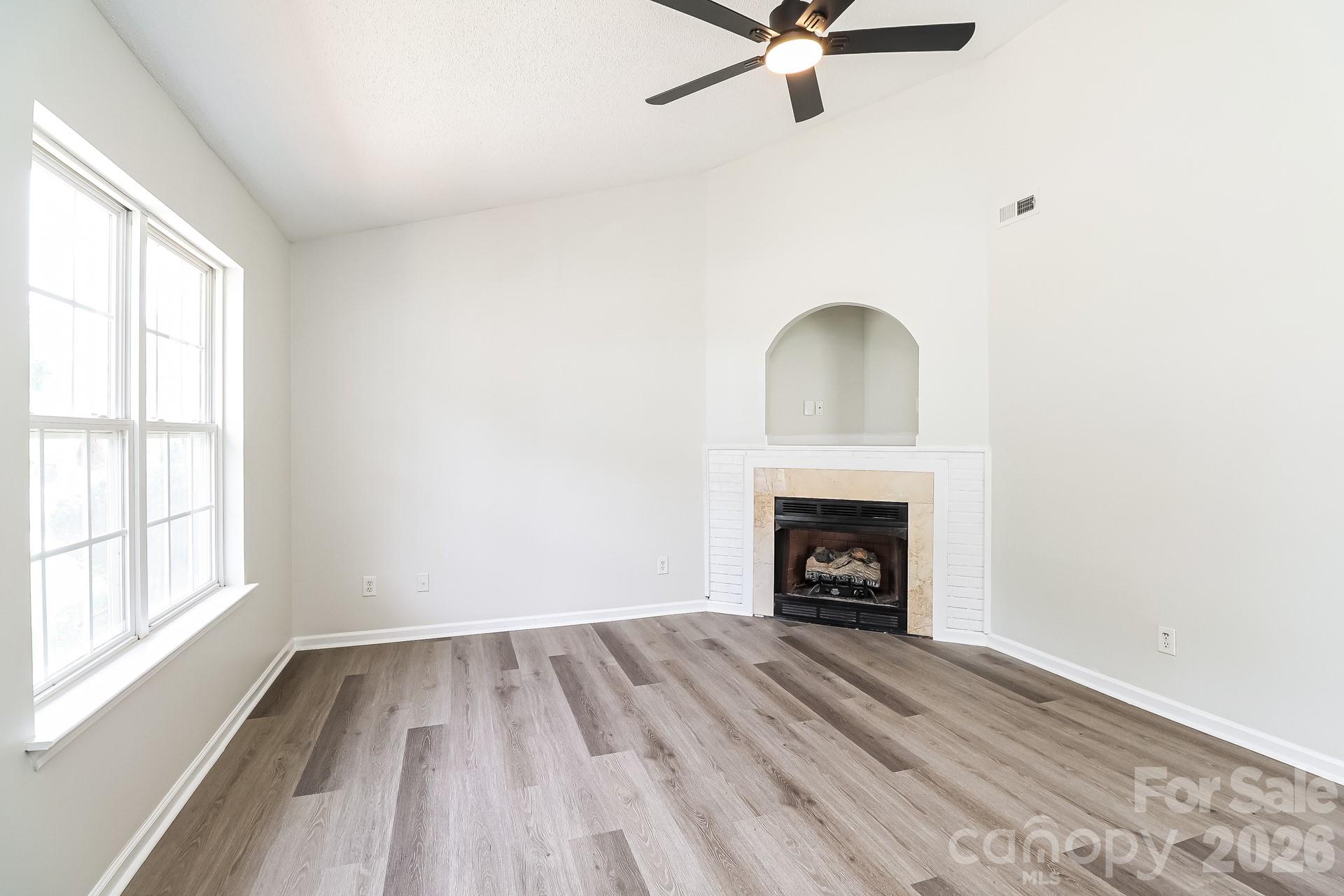 Stewarts Glen - Residential